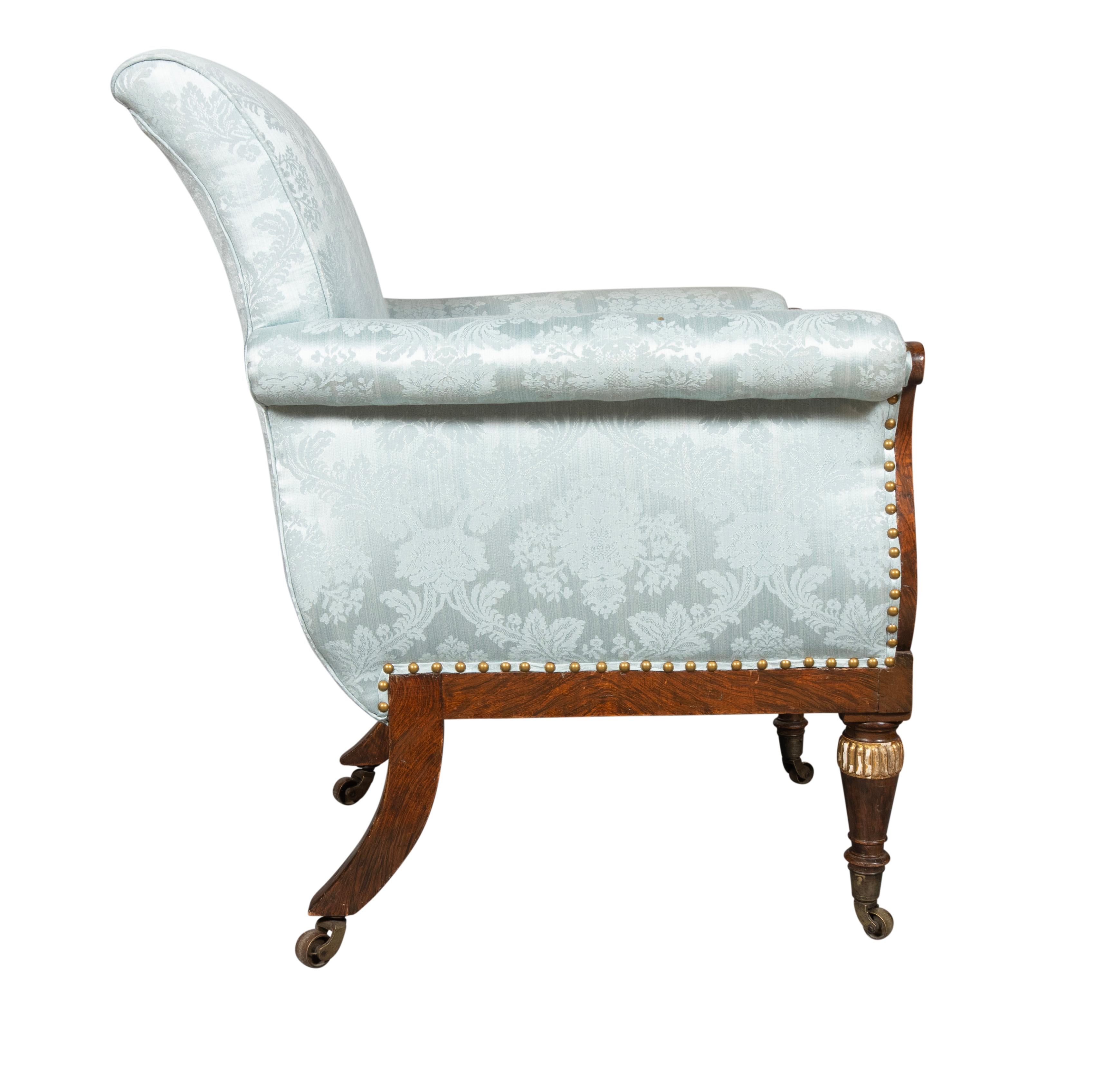 Anglais Fauteuil de style Régence en faux palissandre et doré au parchemin en vente