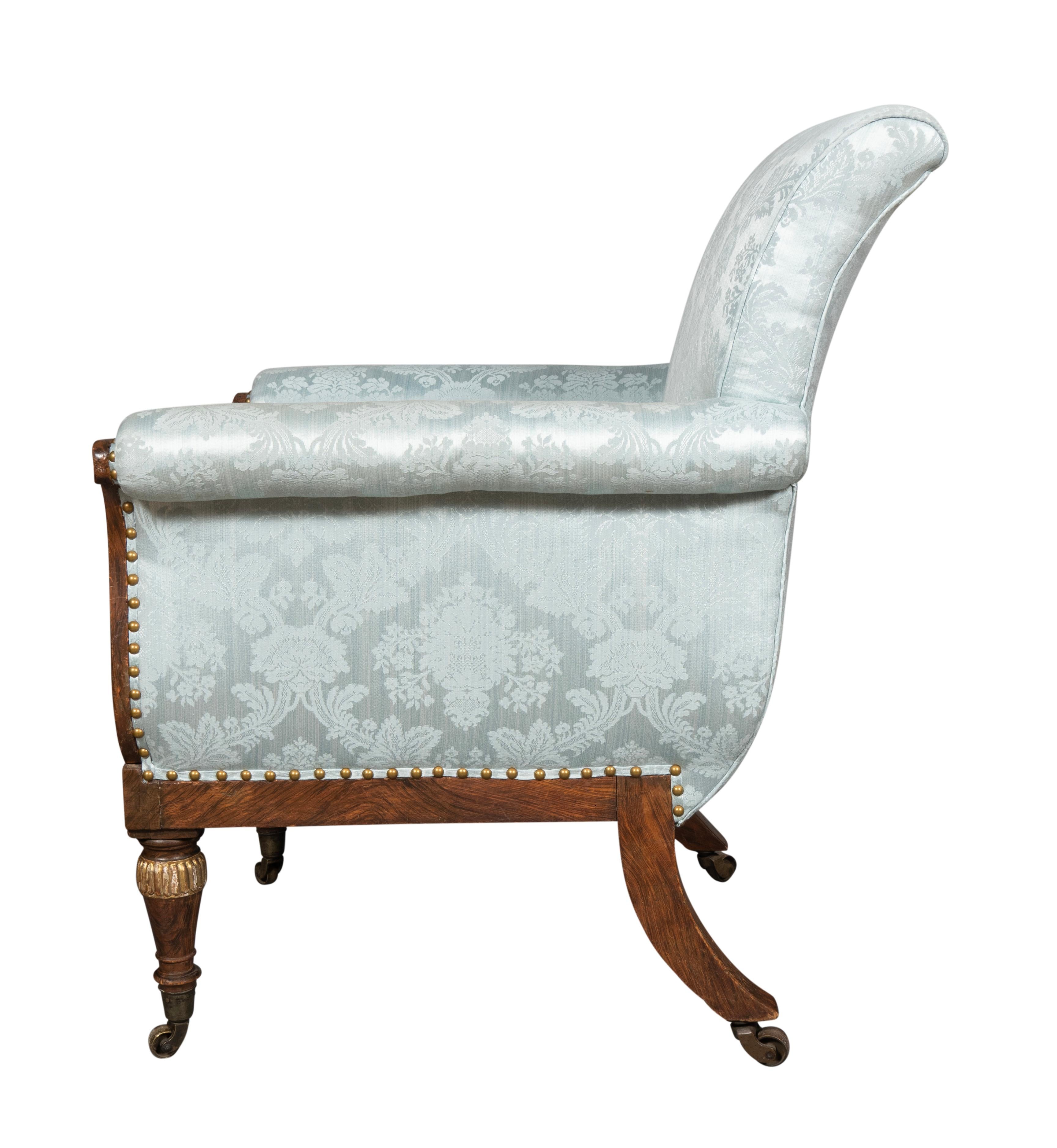 Fauteuil de style Régence en faux palissandre et doré au parchemin Bon état - En vente à Essex, MA