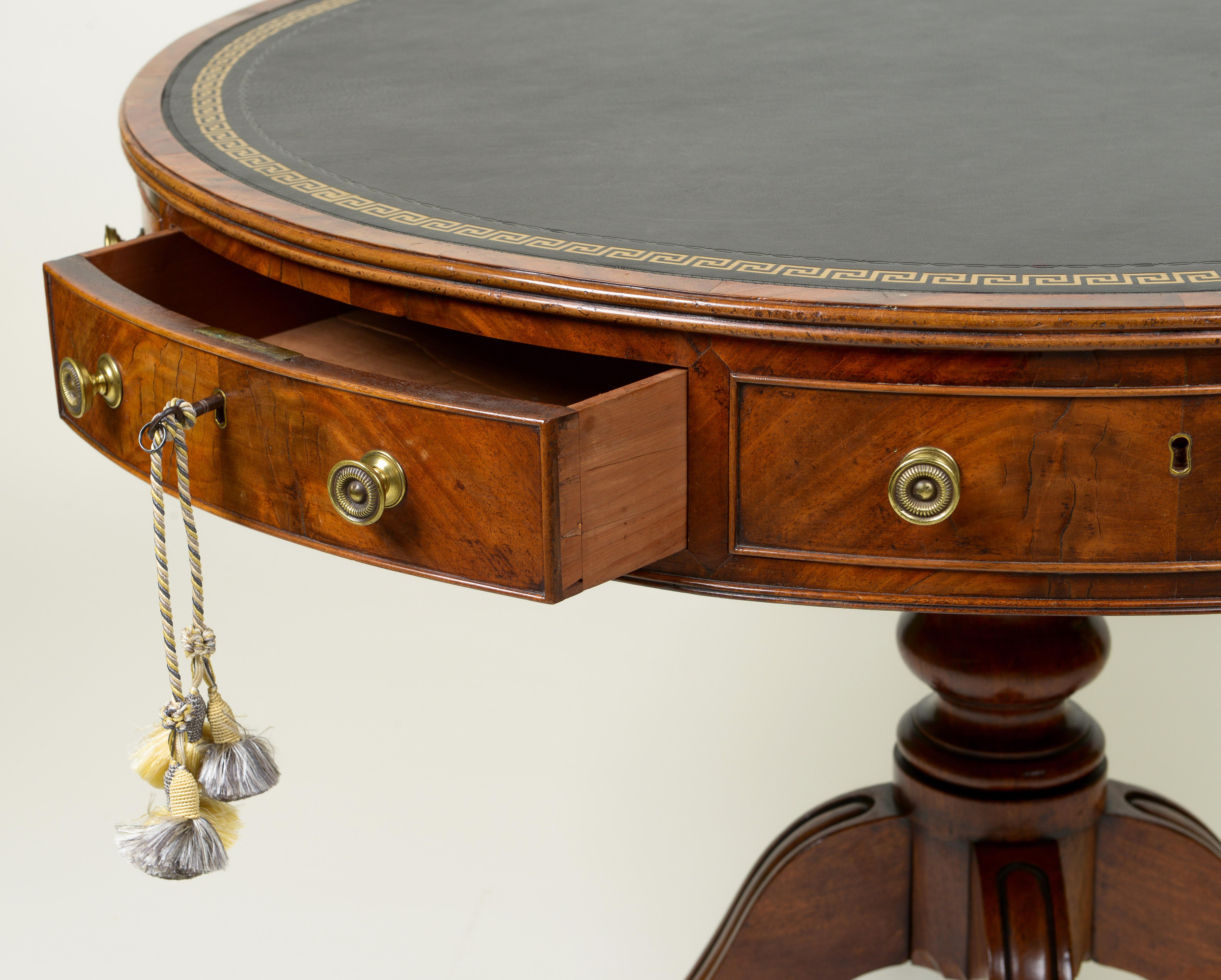 Fine Regency Leather-Top Mahogany Drum Table For Sale 1