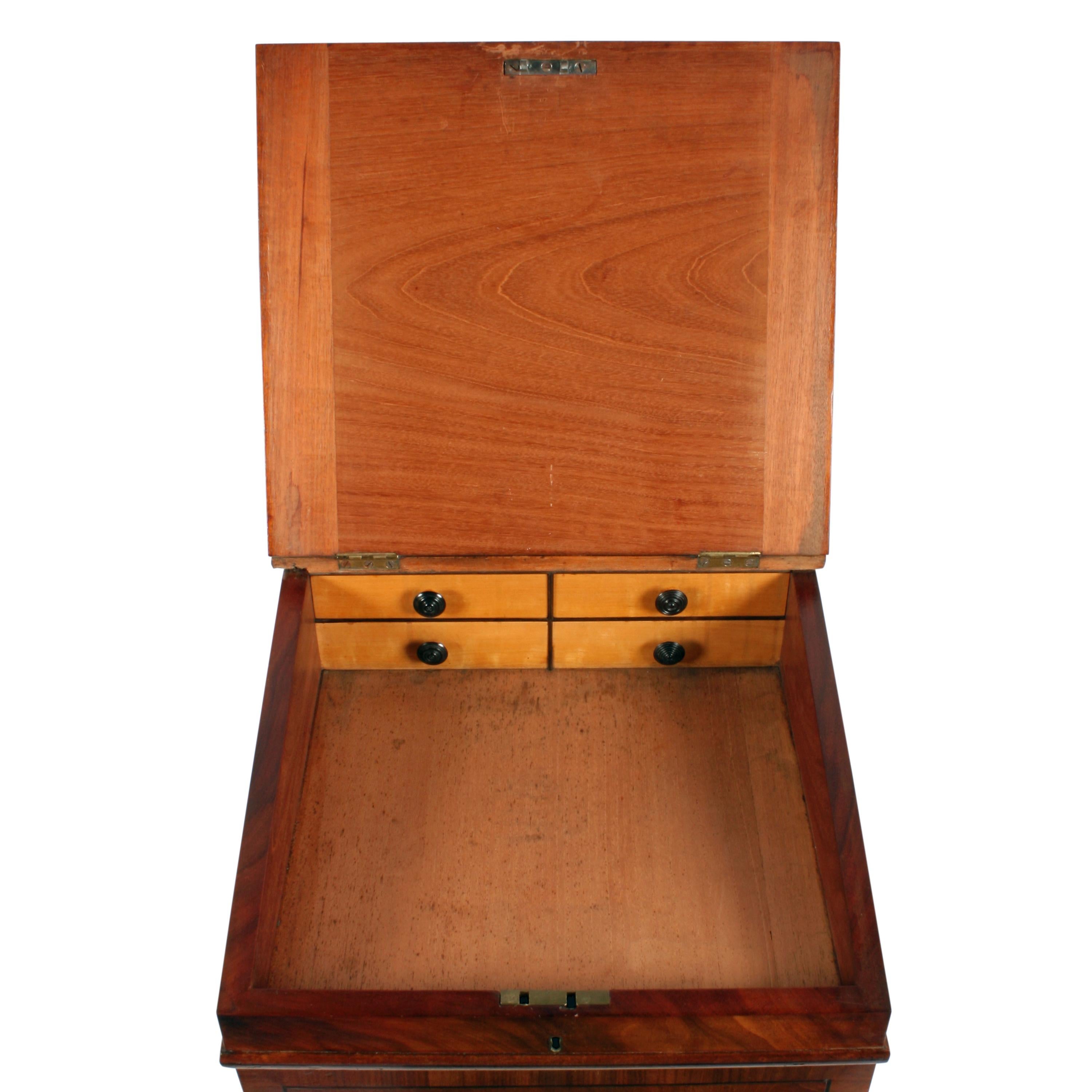 Fine 19th Century Small Regency Mahogany Davenport Desk For Sale 3
