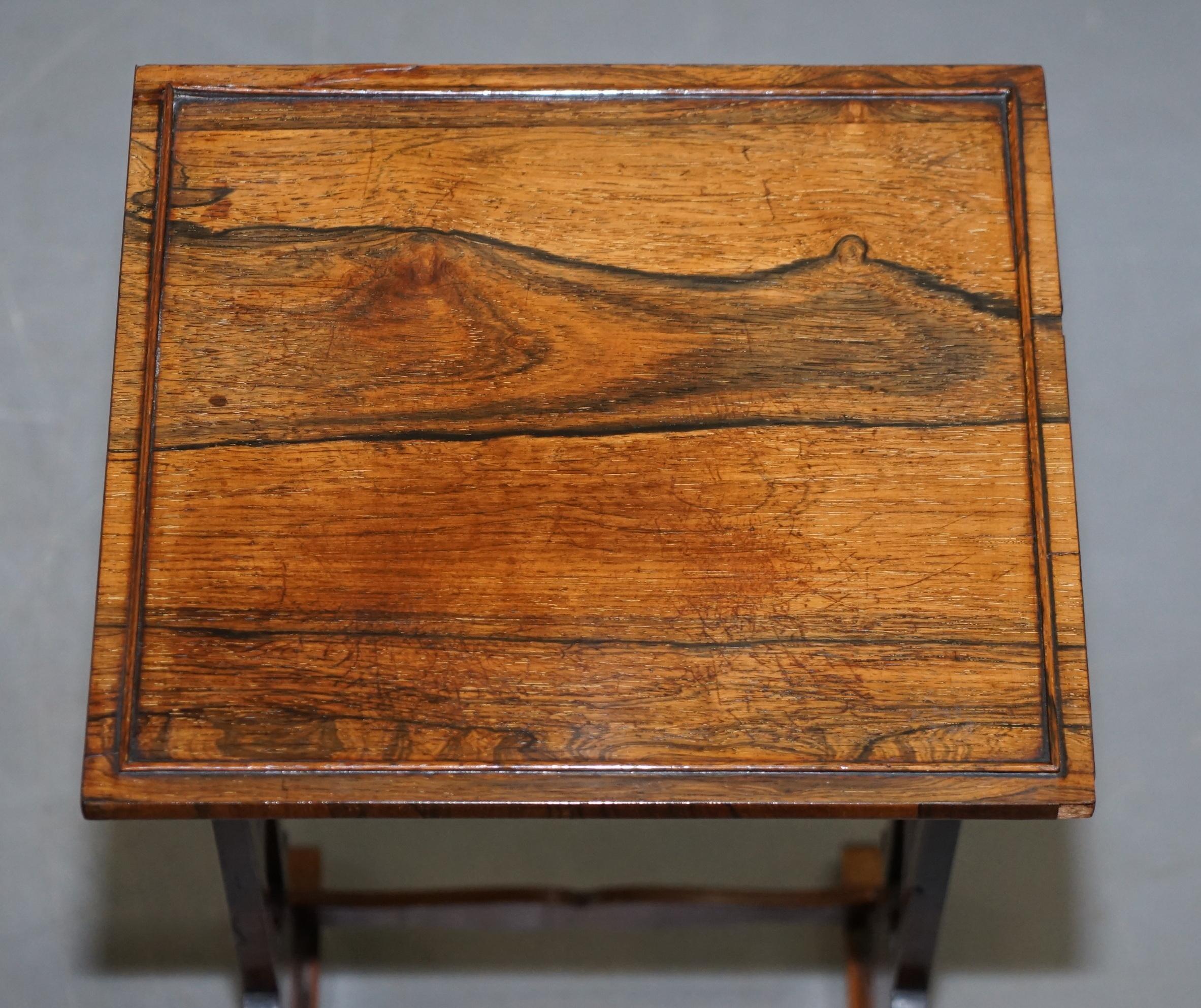 Magnifique ensemble de tables Regency en bois de feuillus avec plateau en damier attribué à Gillows en vente 14