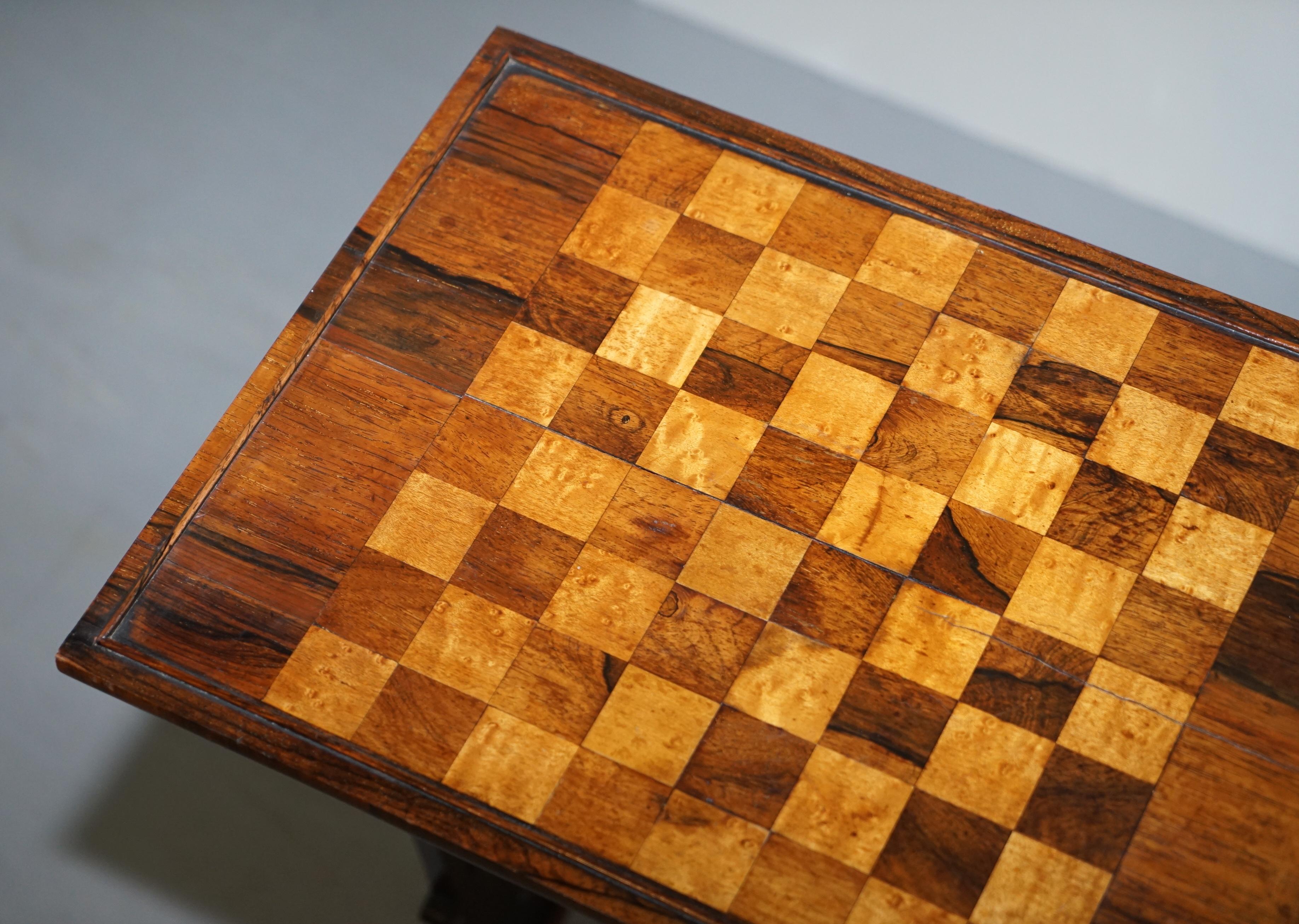 Fine Regency Nest of Hardwood Tables with Chessboard Top Attributed to Gillows For Sale 3