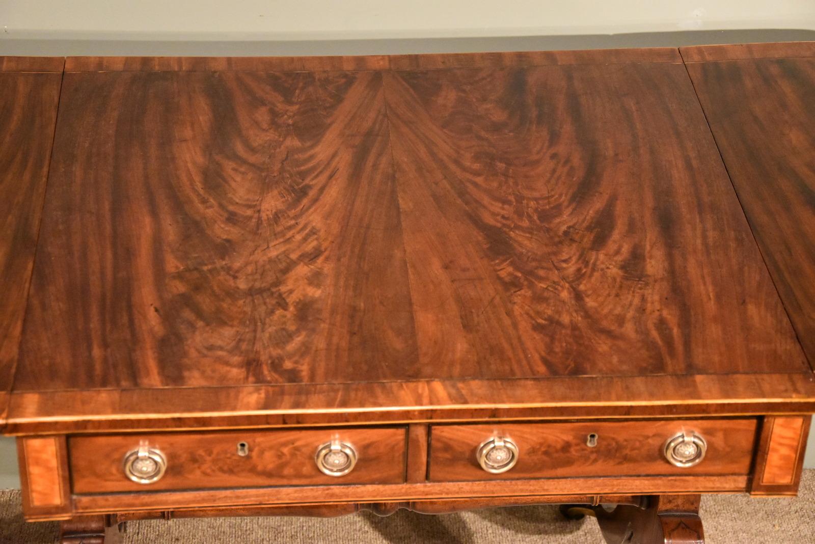 Fine Regency Period Mahogany Sofa Table In Good Condition In Wiltshire, GB