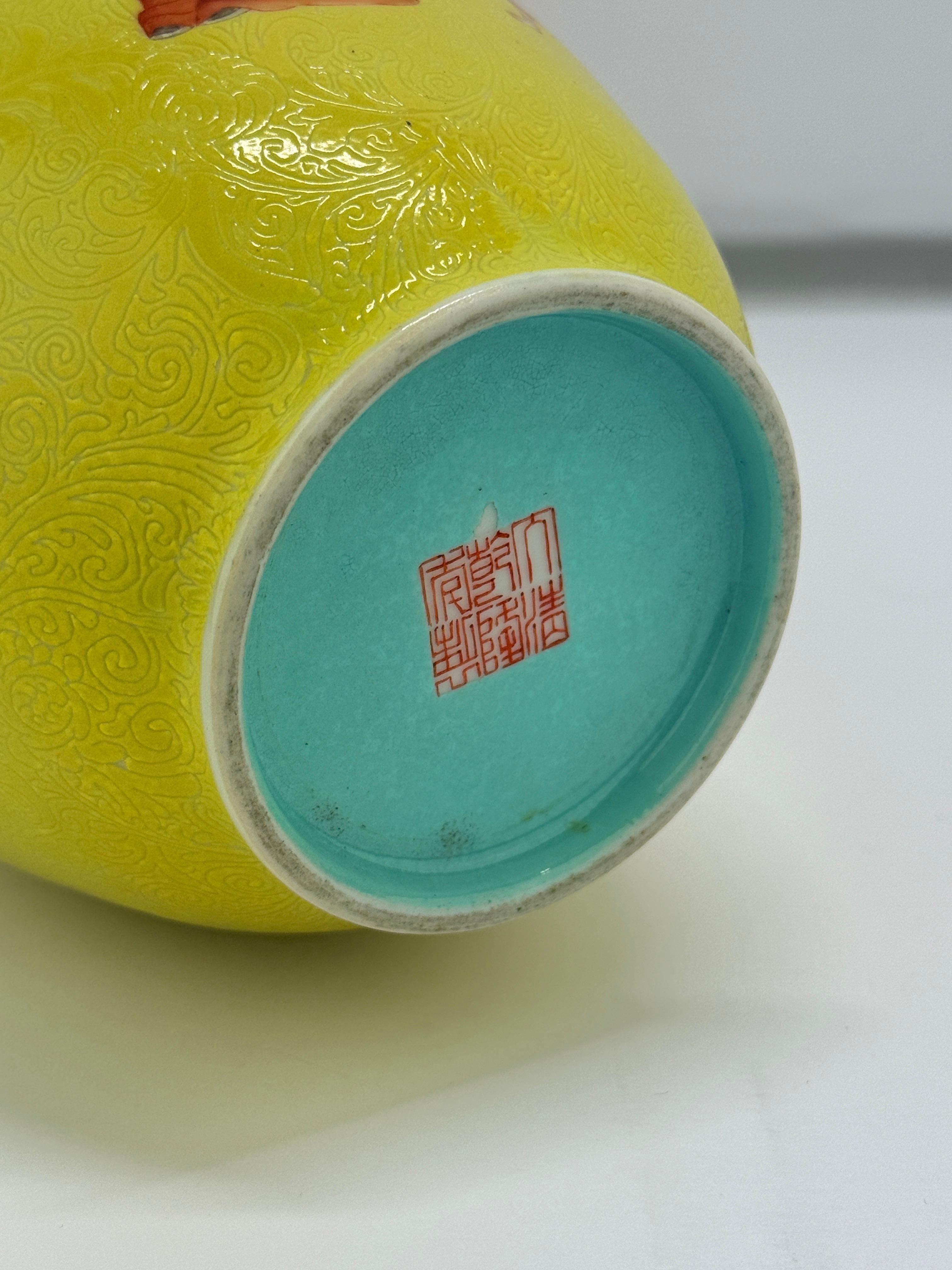 Fine Republic Period Chinese Porcelain Vase Carved Yellow Ground Enamel Figures For Sale 4