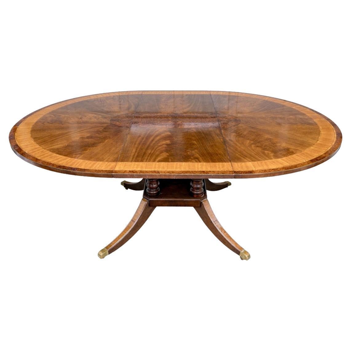 Fine Restall Brown & Clennell English Georgian Style Pedestal Dining Table For Sale