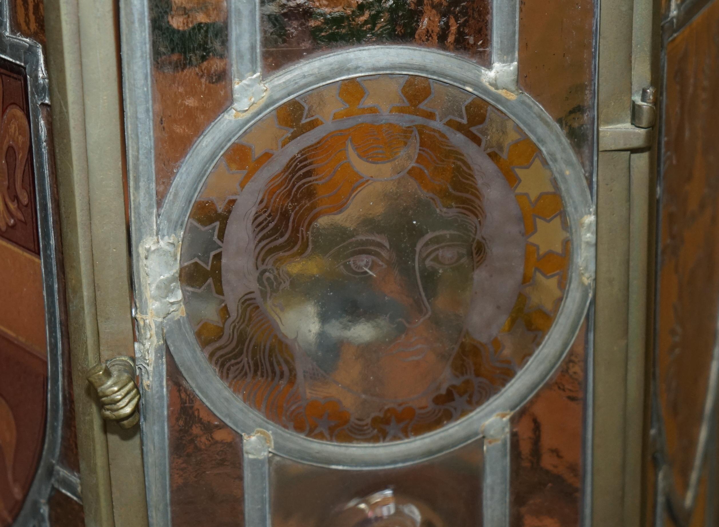 FINE RESTORIERT ANTIQUE ViCTORIAN STAINED GLASS ARMORIAL CREST LANTERN CHANDELIER im Angebot 10