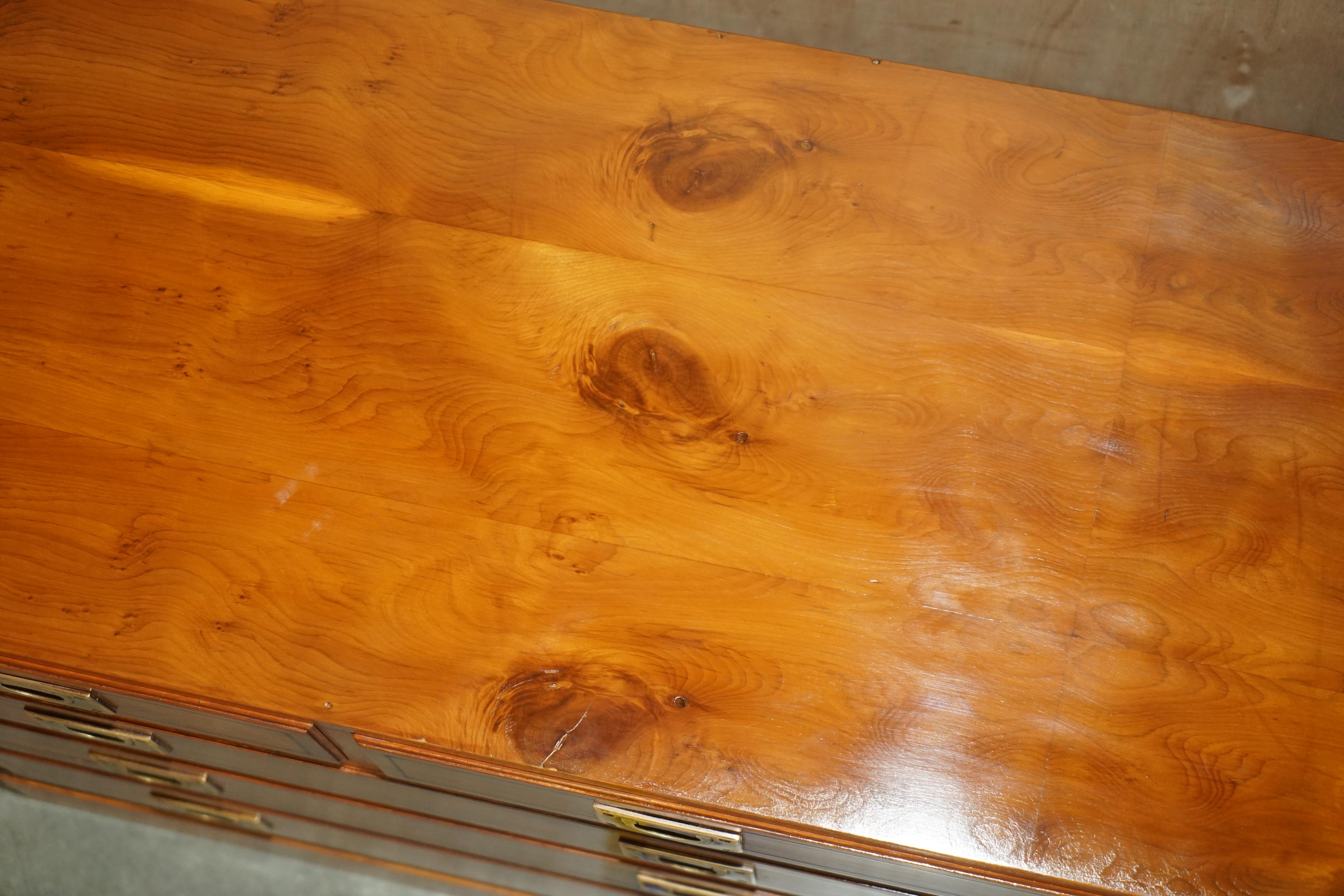 FINE RESTORED TRADITIONALLY FRENCH POLISHED BURR ELM MILITARY CAMPAIGN SiDEBOARD For Sale 3