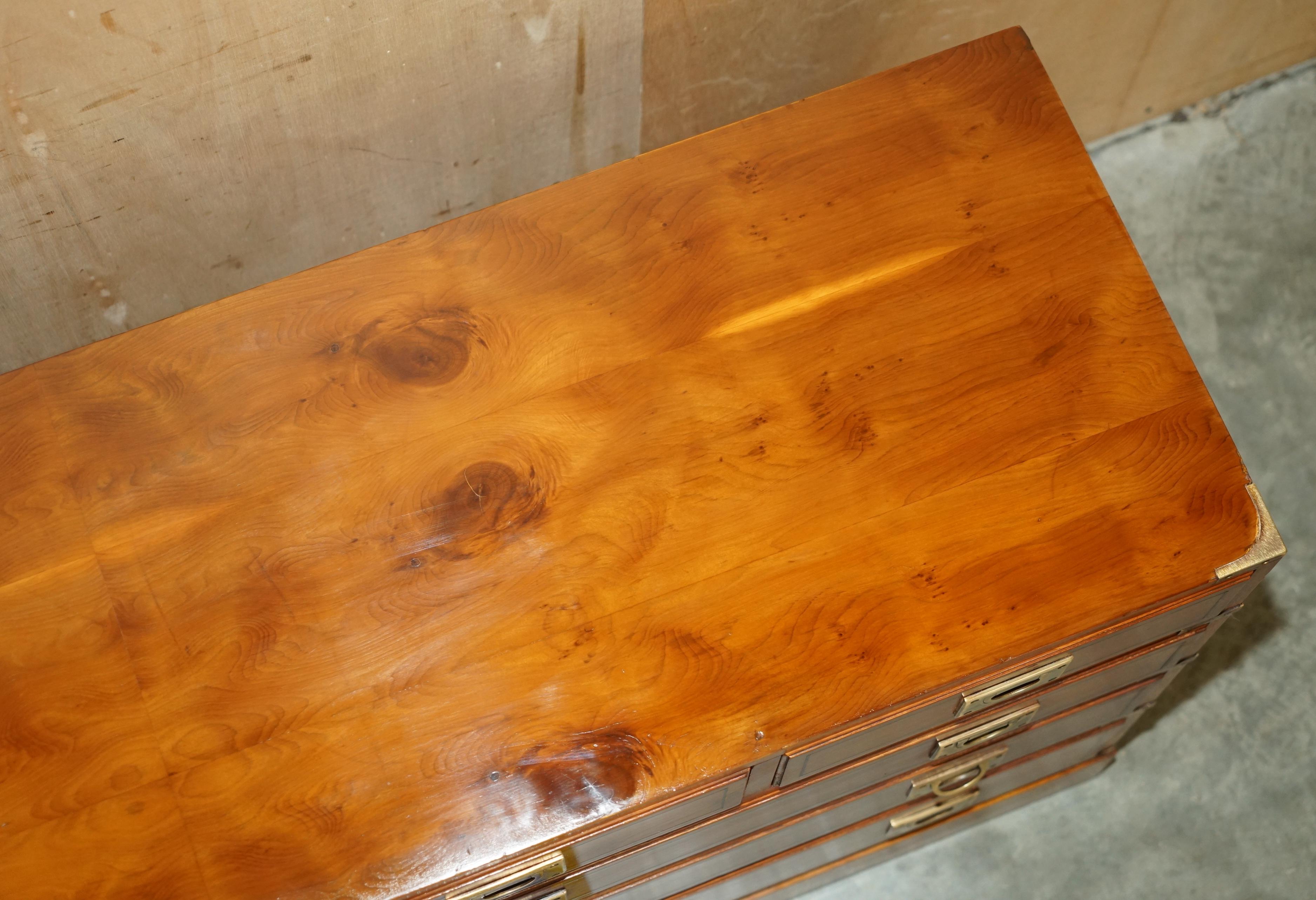 FINE RESTORED TRADITIONALLY FRENCH POLISHED BURR ELM MILITARY CAMPAIGN SiDEBOARD For Sale 4