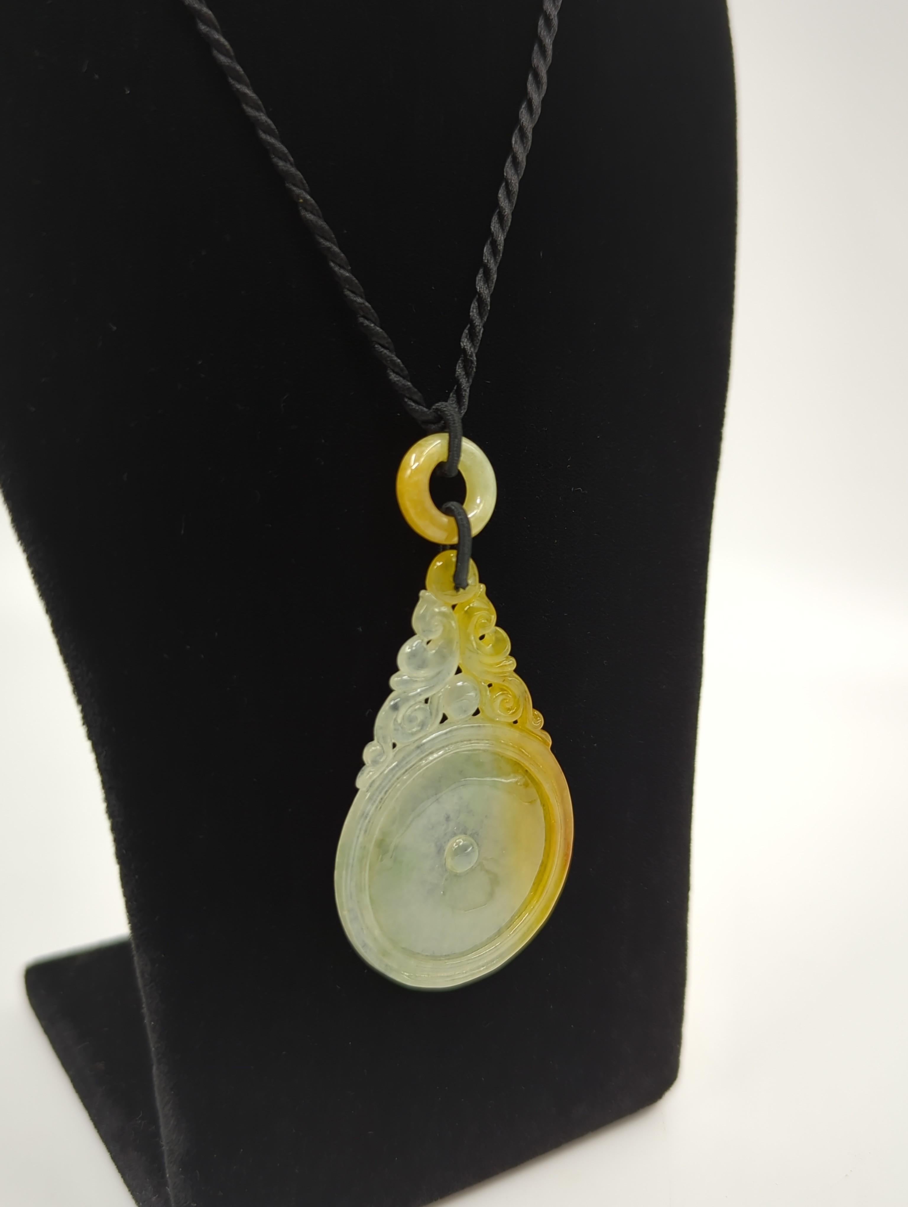 Women's or Men's Fine Reticulated Honey Yellow Natural Jadeite Pendant Bead Necklace A-Grade  For Sale