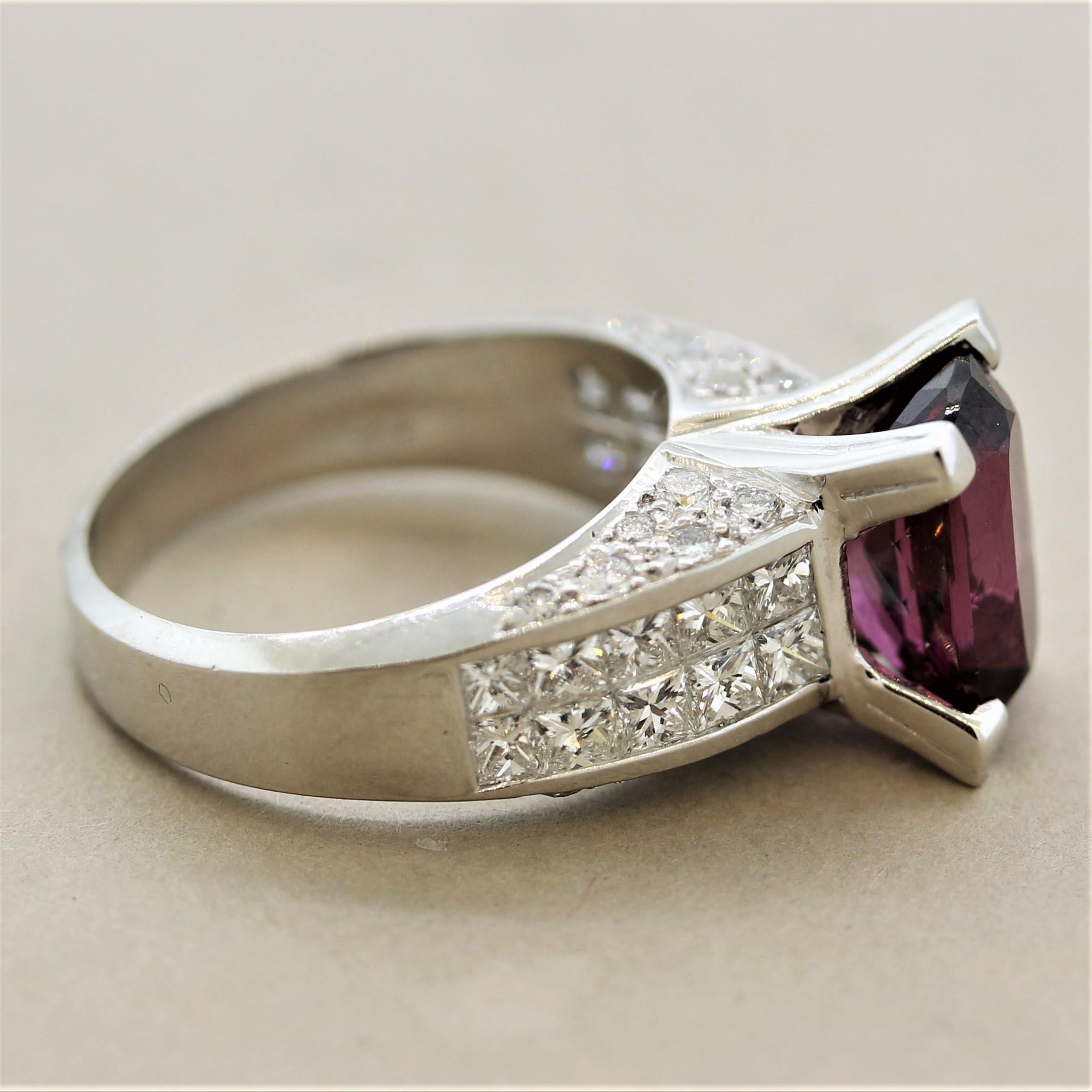 Women's Fine Rhodolite Garnet Diamond Gold Ring For Sale