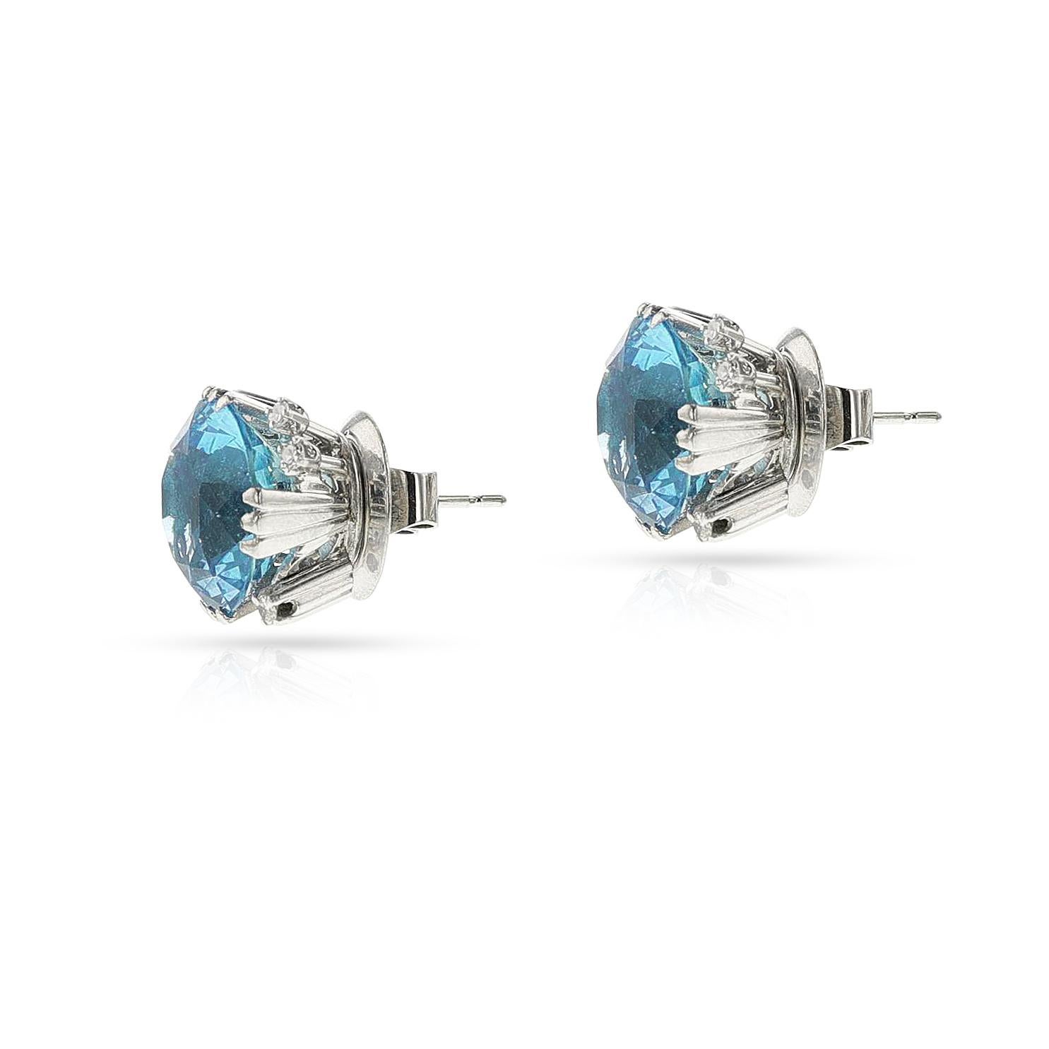 Fine Round Aquamarine and Diamond Stud Earrings, 18k For Sale 1