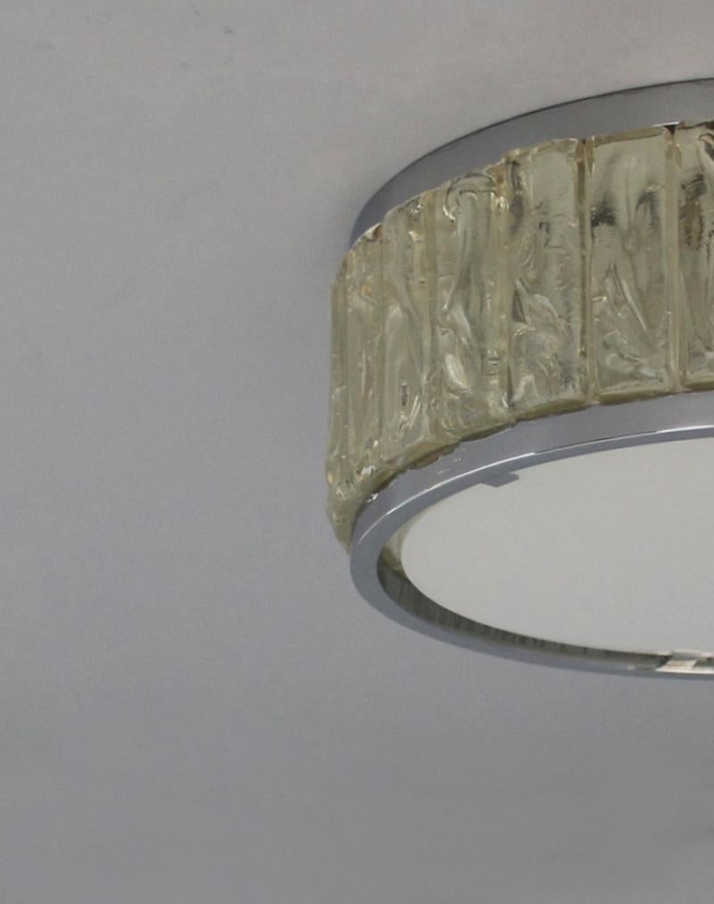 Milieu du XXe siècle Plafonnier rond en chrome et verre « Queen's Necklace » de Perzel  en vente