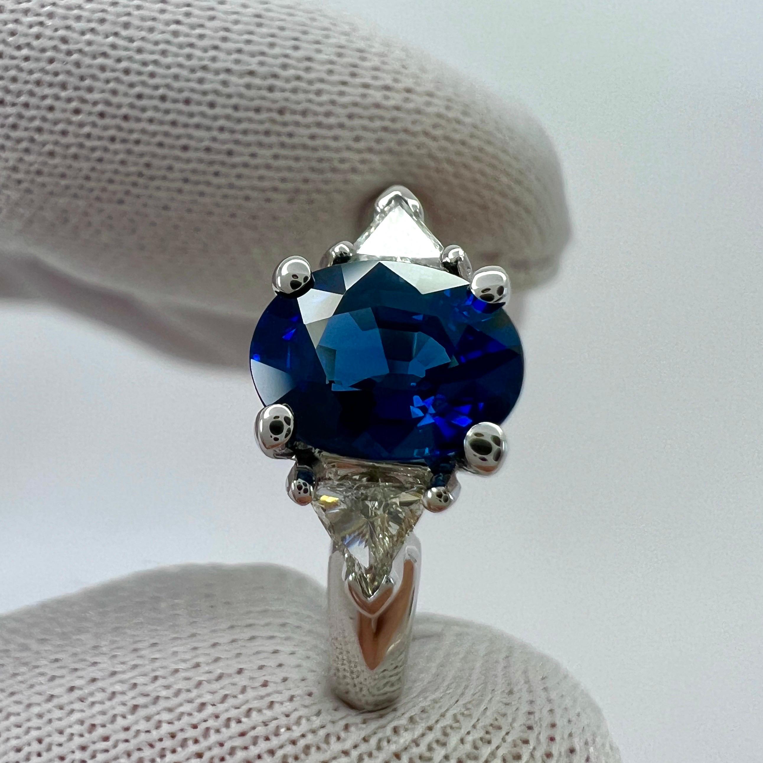 Fine Royal Blue Sapphire & Diamond 18k White Gold Oval Cut Three Stone Ring For Sale 1