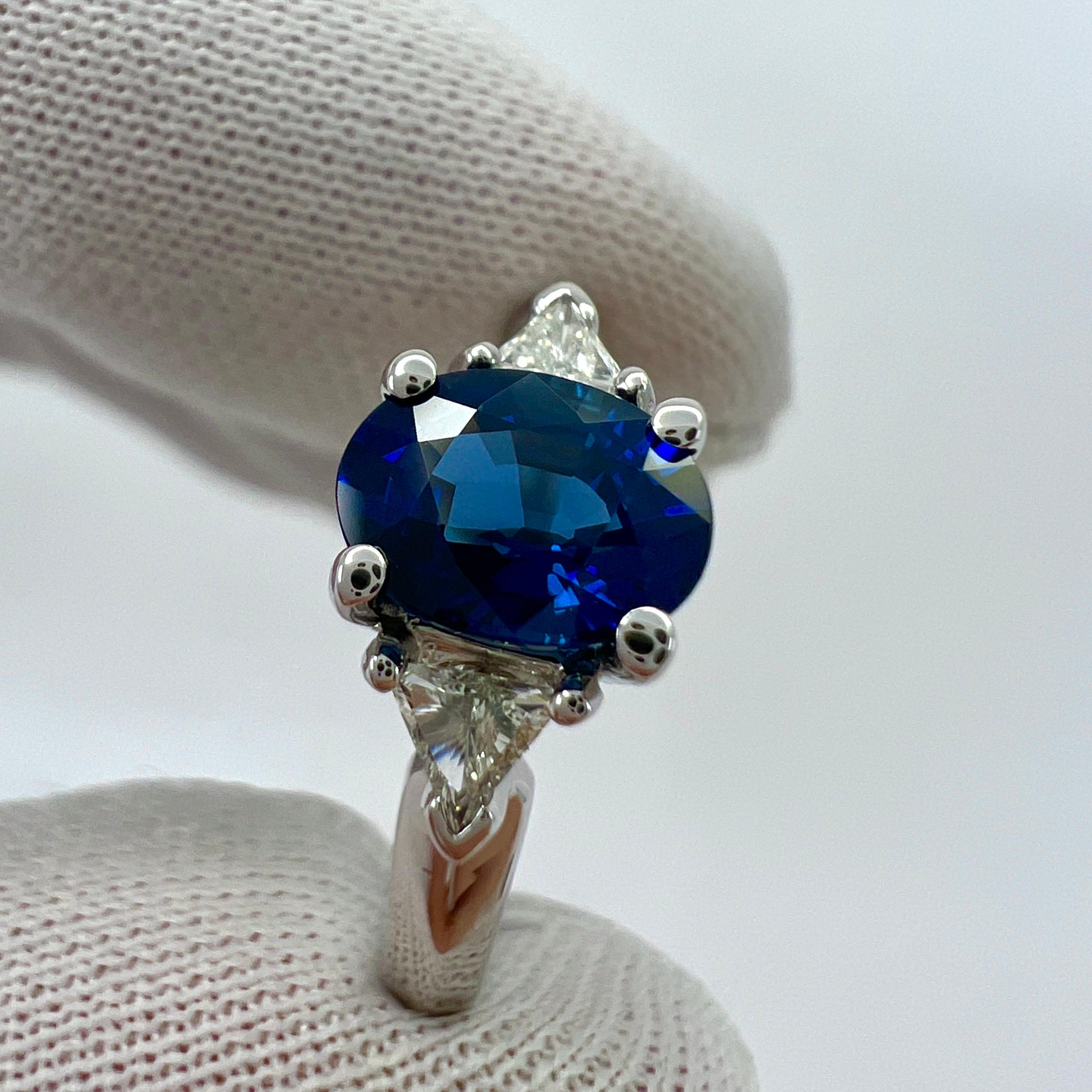 Fine Royal Blue Sapphire & Diamond 18k White Gold Oval Cut Three Stone Ring For Sale 2