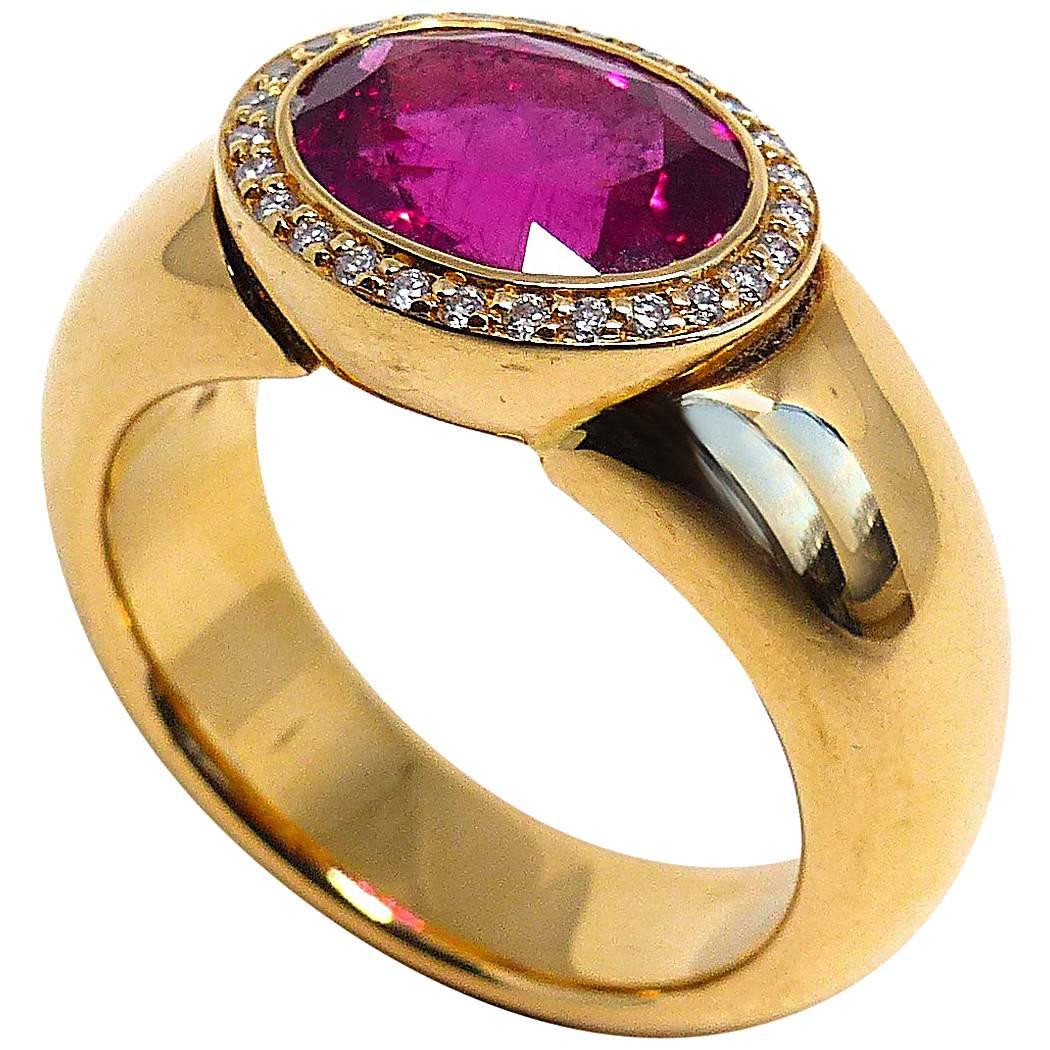 Ring in Rose Gold with 1 Rubelite and Diamonds. For Sale