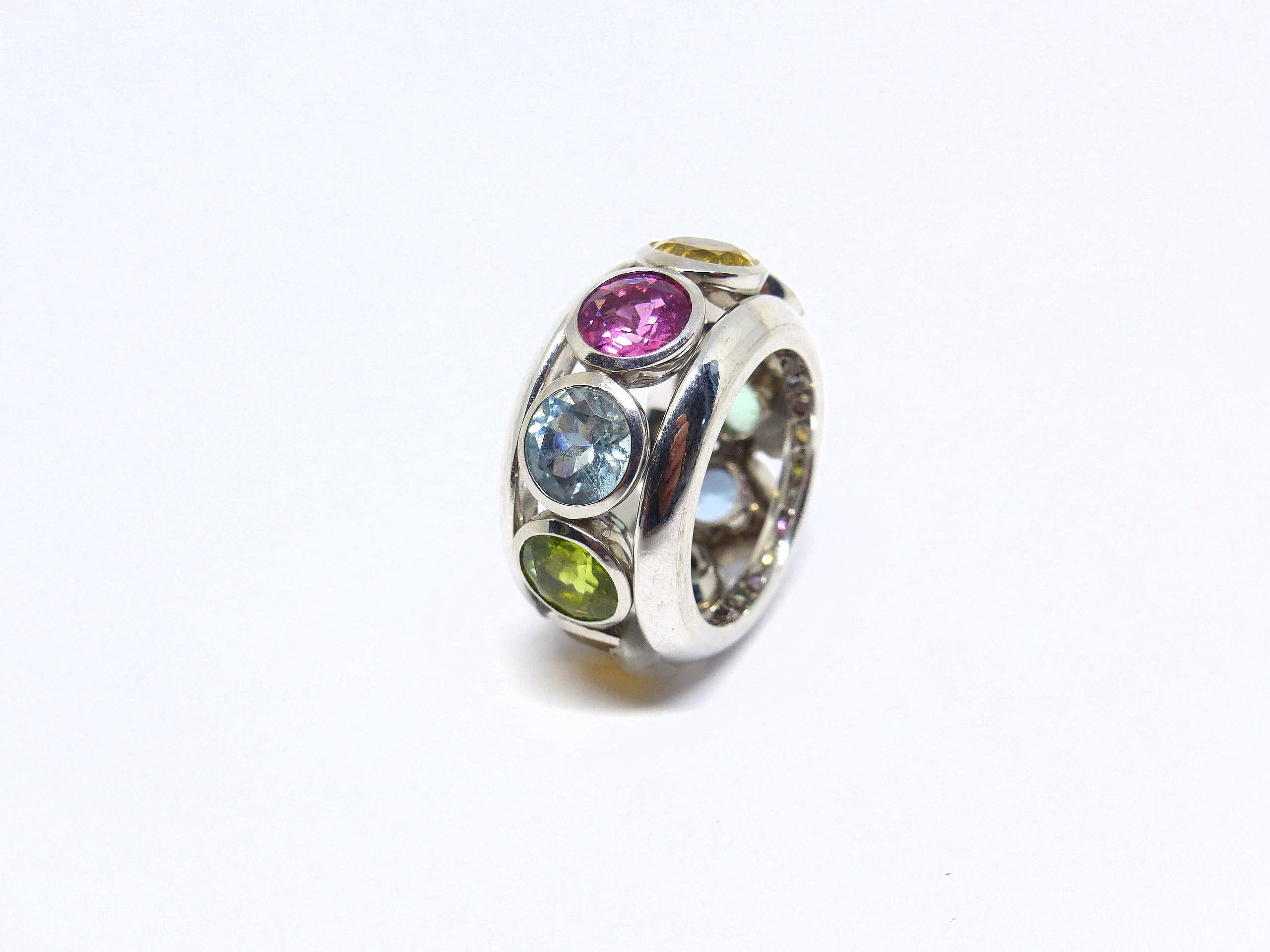 Round Cut Fine Rubelite Tourmaline Aqua Peridot Beryl Citrine Amethyst 18K Gold Disco Ring For Sale