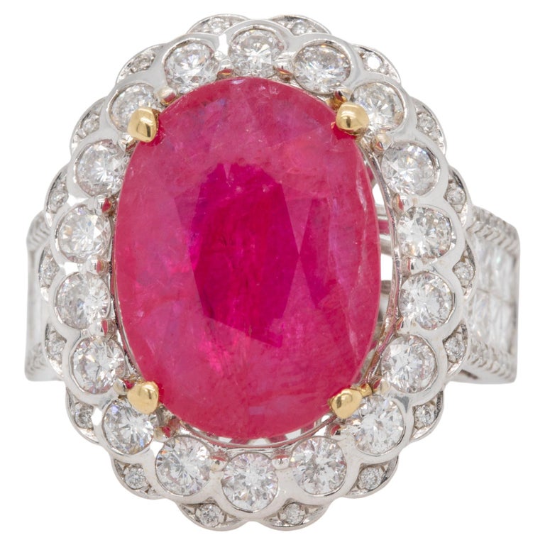 Fine Ruby 7.93 Carat Ring with Diamonds 1.90 Carats Total 18K Gold For Sale at 1stDibs