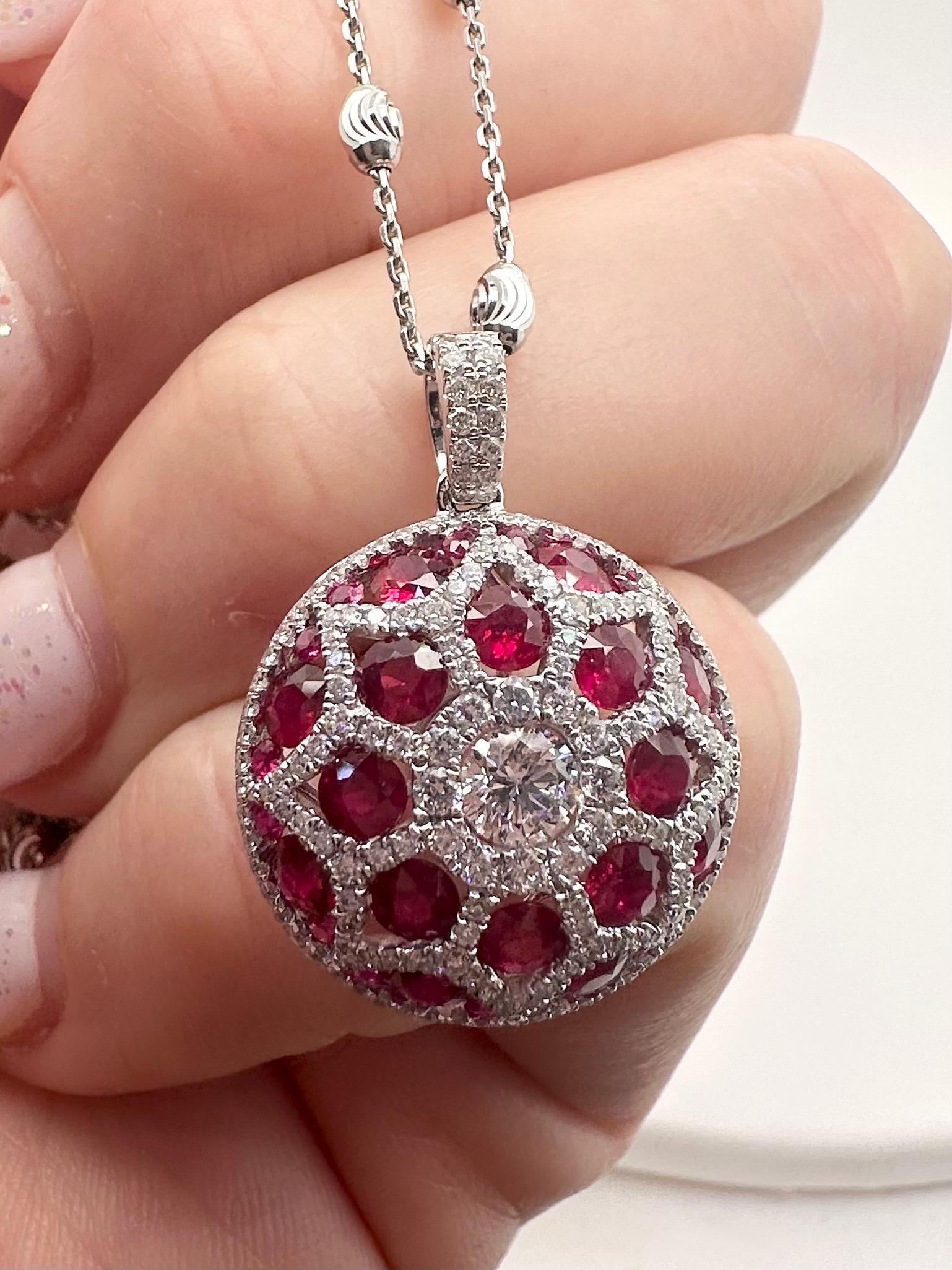 Fine Ruby & Diamond pendant necklace 18KT In New Condition For Sale In Boca Raton, FL