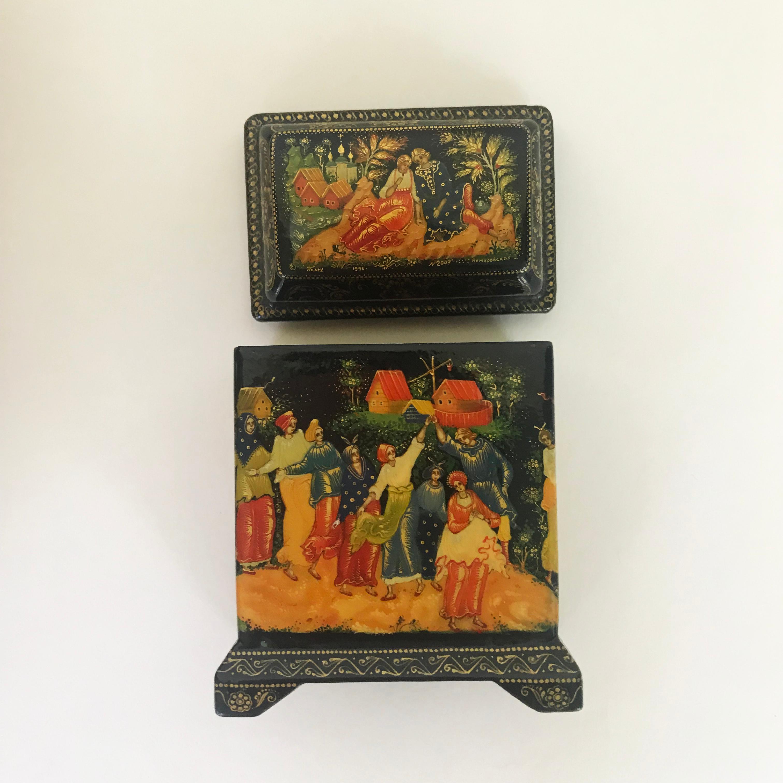 Fine Russian Lacquer Mini Tall Box from Palekh 5