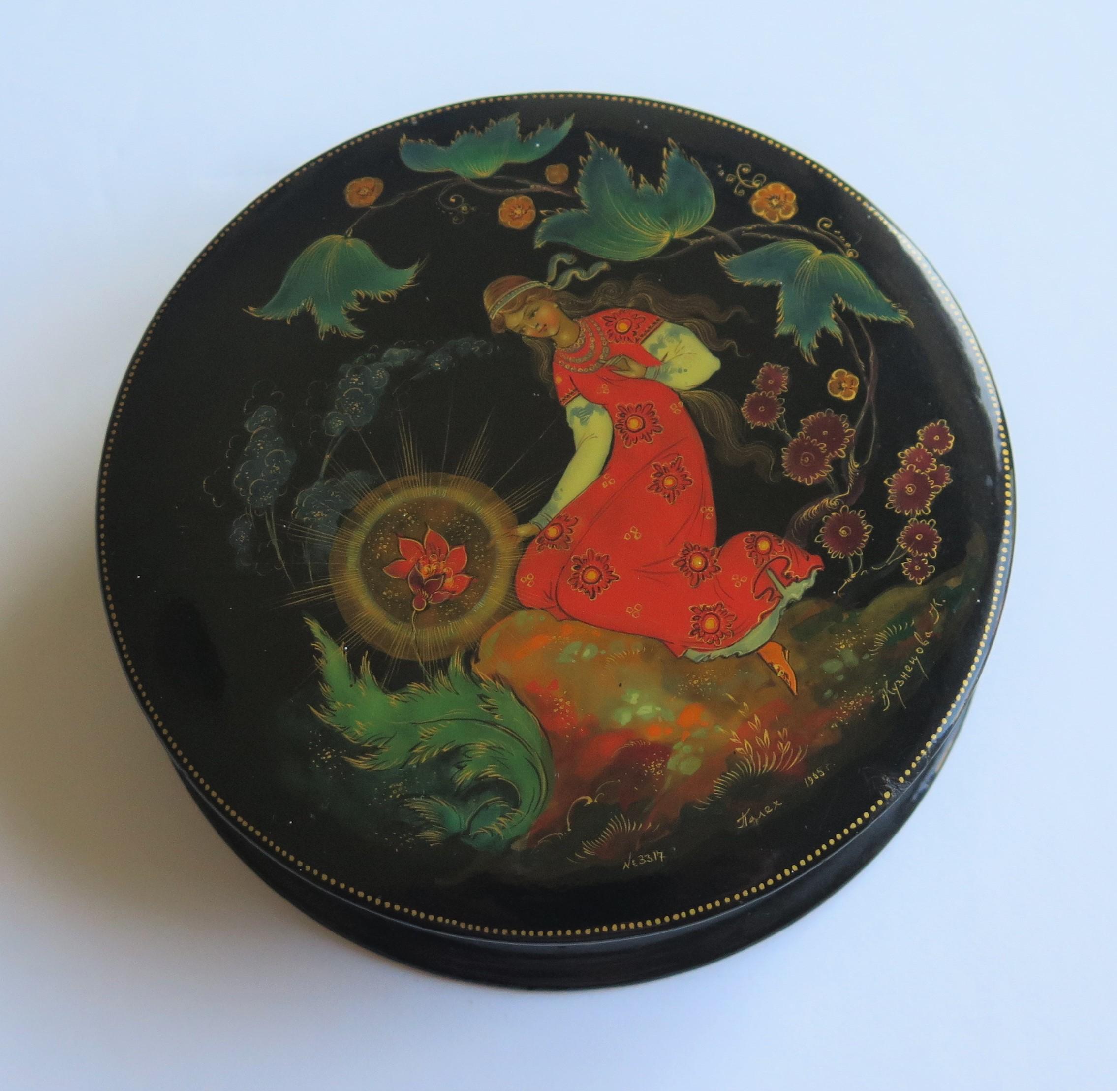 20th Century Fine Russian Palekh Lacquered Lidded Box Hand Painted Signed and Dated 1965
