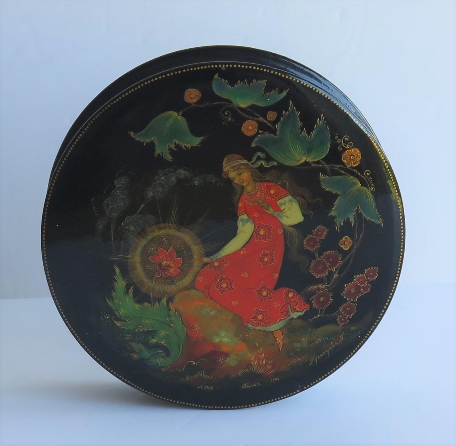 Paper Fine Russian Palekh Lacquered Lidded Box Hand Painted Signed and Dated 1965