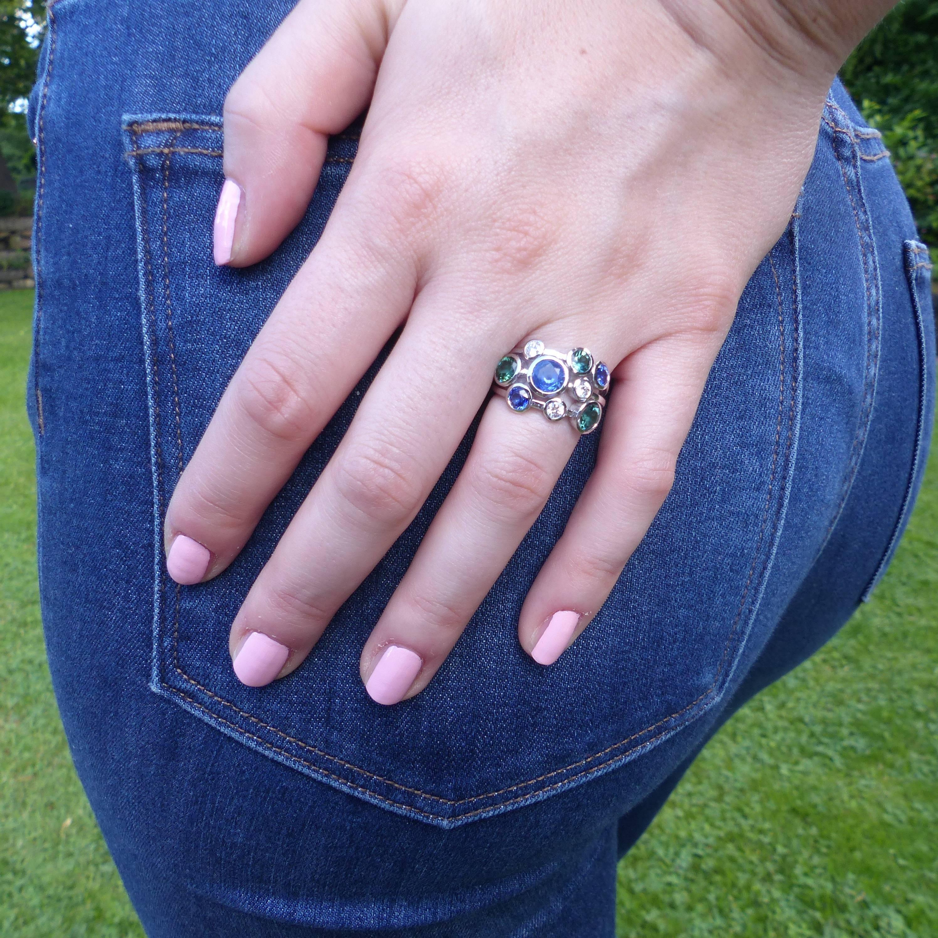 Ring in White Gold with Sapphires and Tourmalines and Diamonds. In New Condition For Sale In Idar-Oberstein, DE