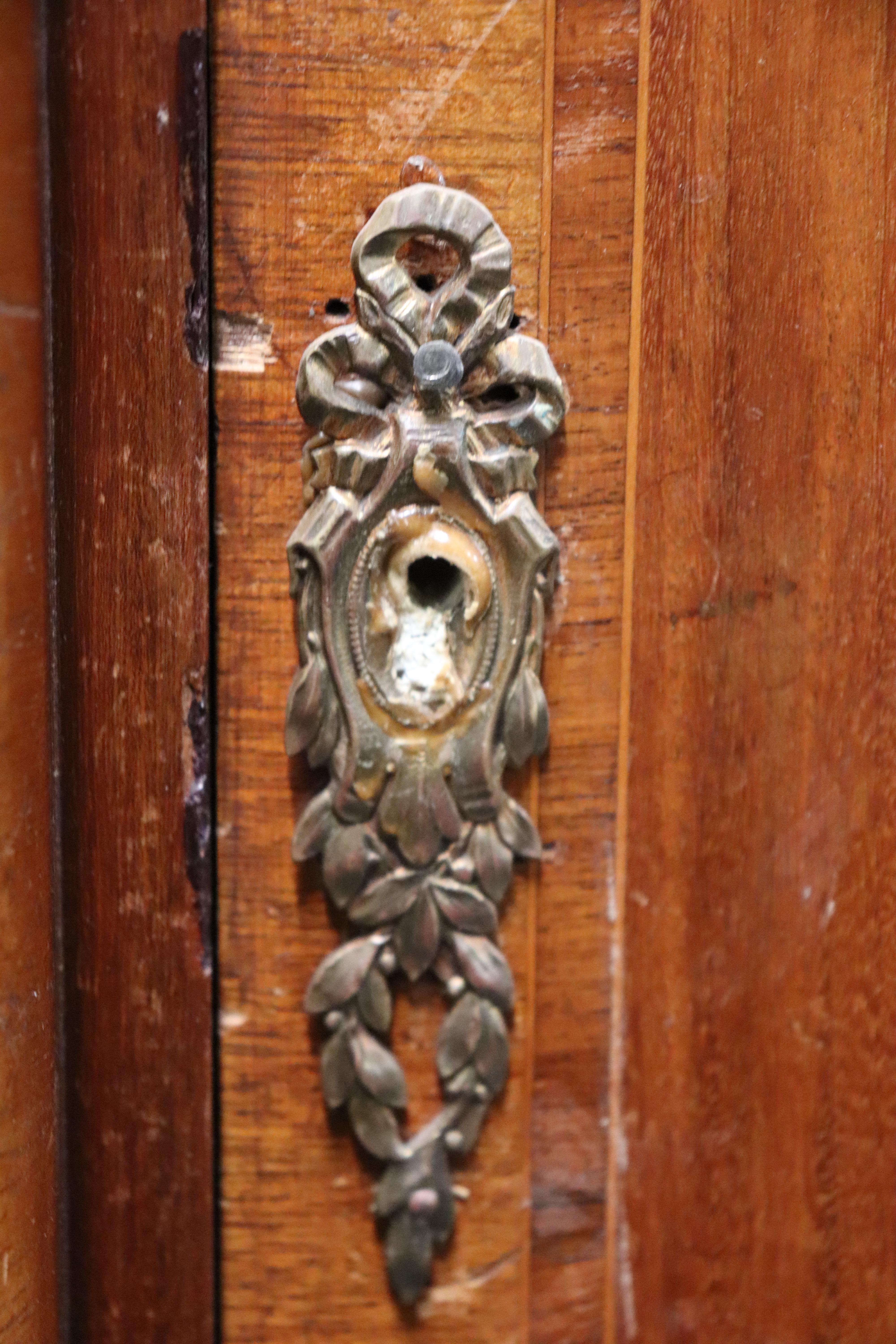 Fine Satinwood and Bronze Mounted French Art Nouveau Louis XVI Armoire For Sale 8