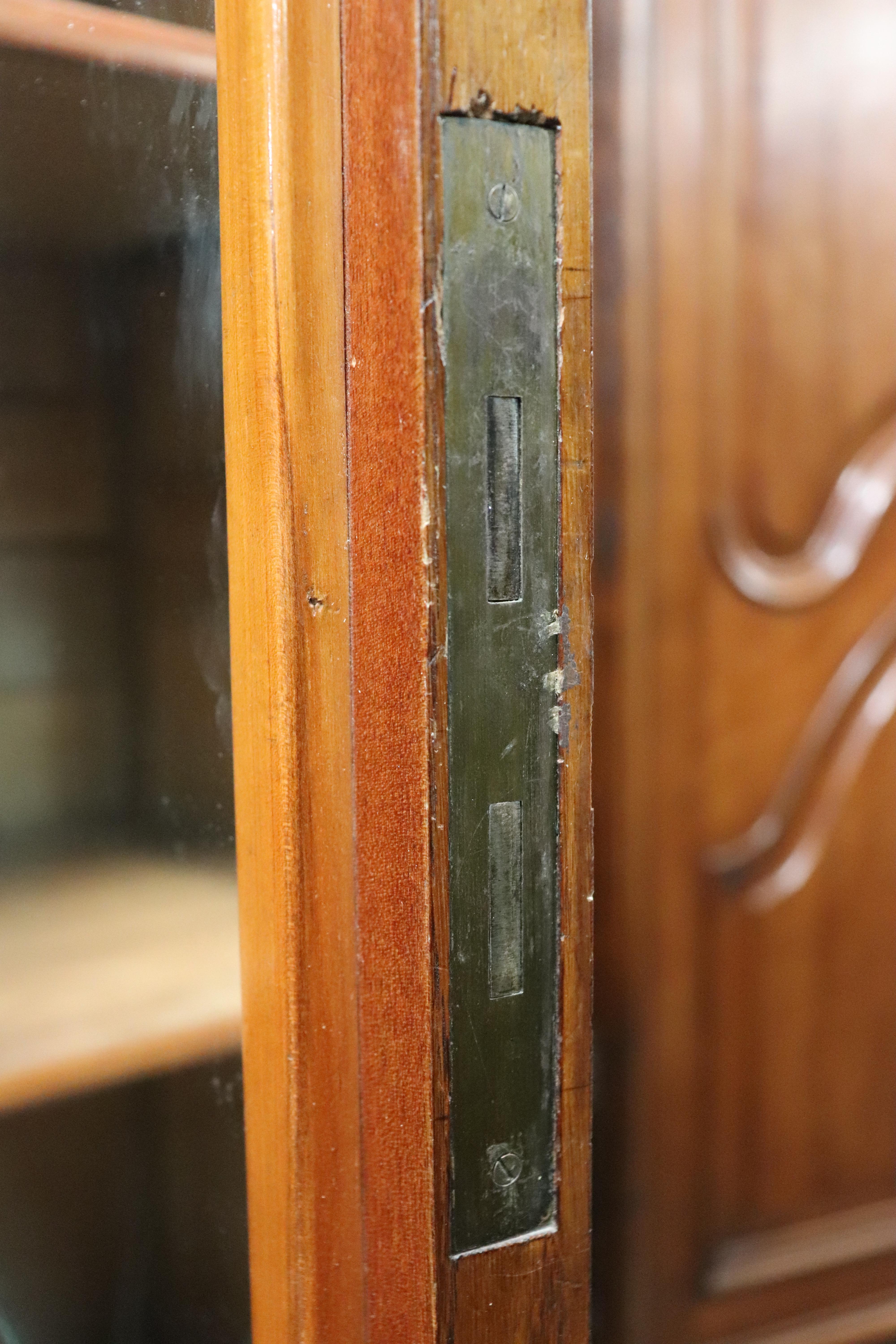 Fine Satinwood and Bronze Mounted French Art Nouveau Louis XVI Armoire For Sale 15