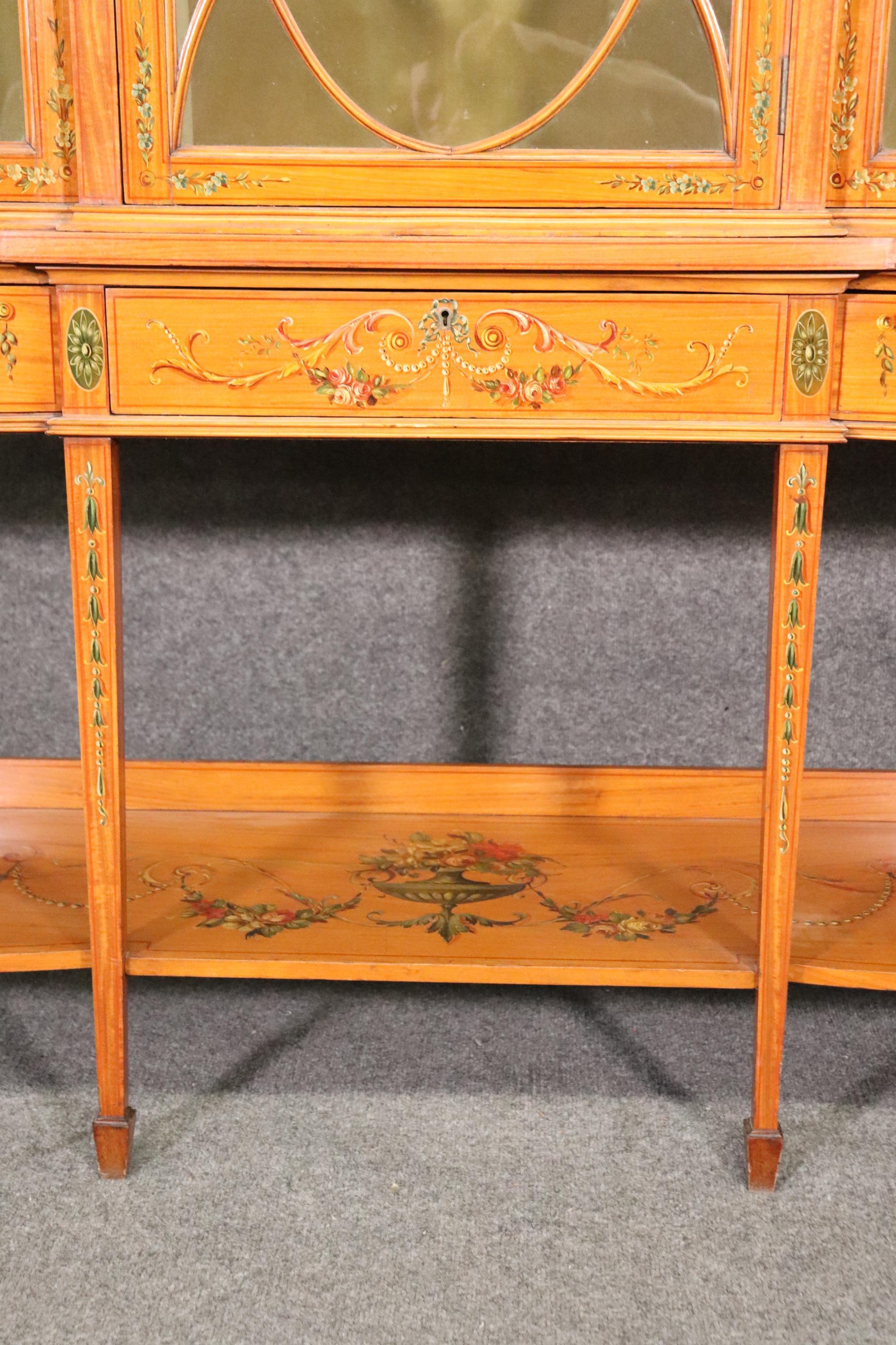 Early 20th Century Fine Satinwood Paint Decorated English Adams Vitrine China Cabinet Circa 1900 For Sale