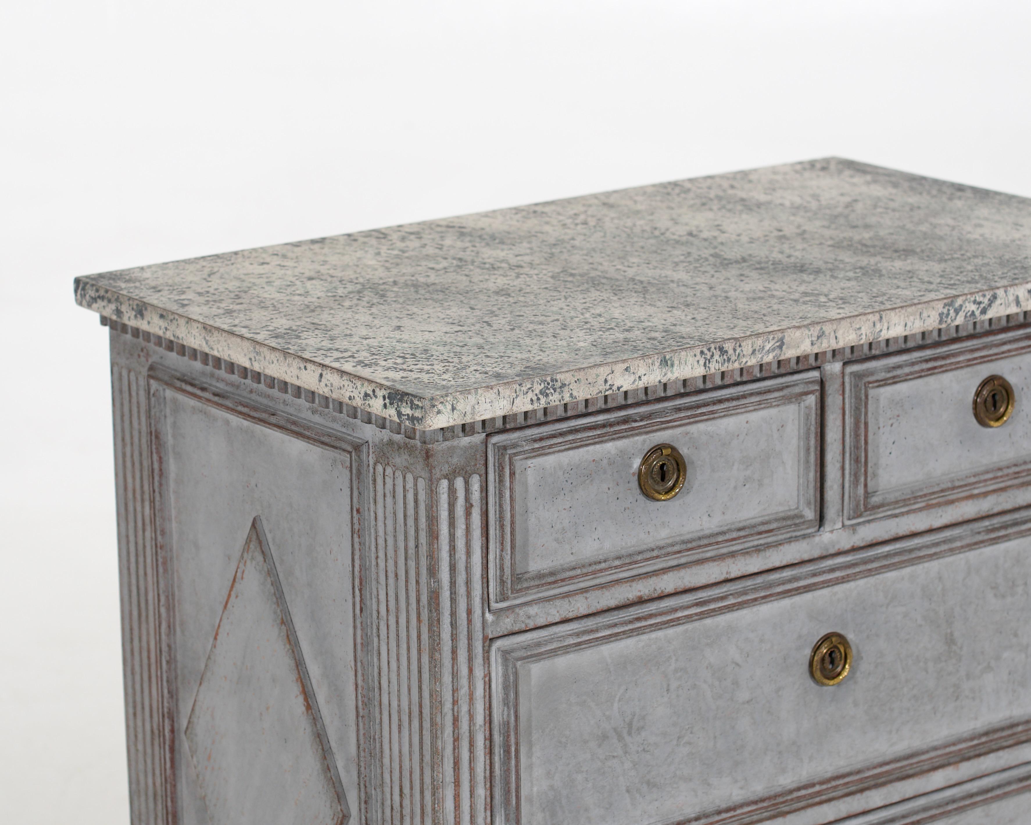 Fine Scandinavian chest with faux marble painted top, 19th century.