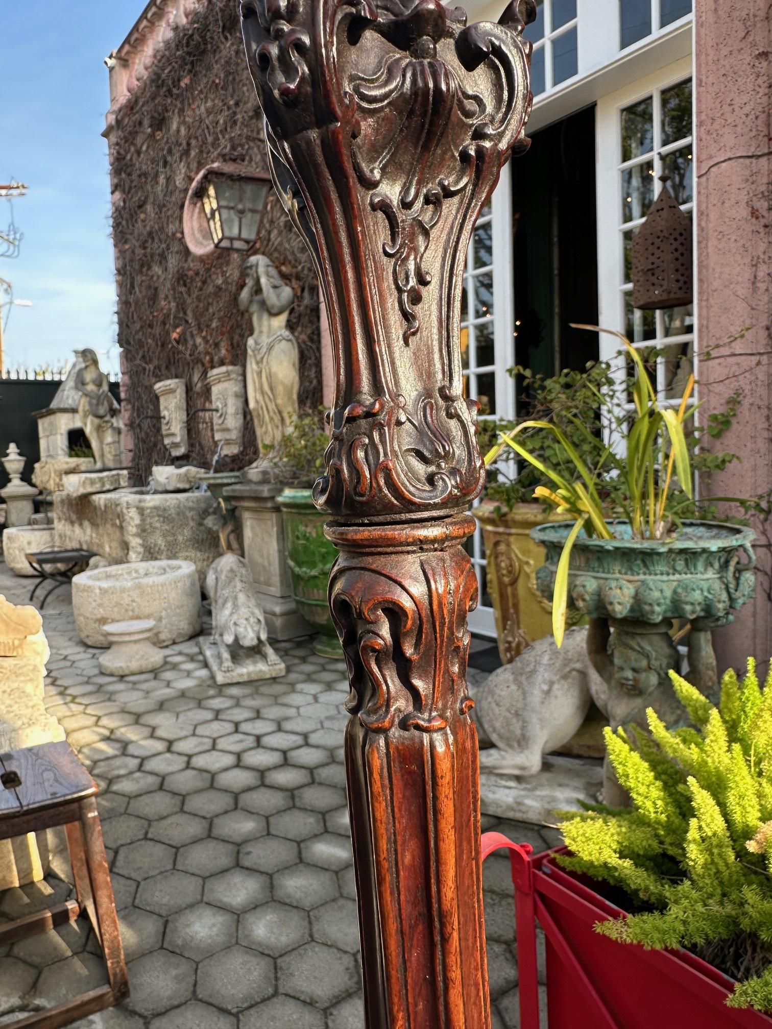 Fine Sculpted Queen Bed Portuguese 17th/18th C. Jacaranda Wood torsade Posts For Sale 8