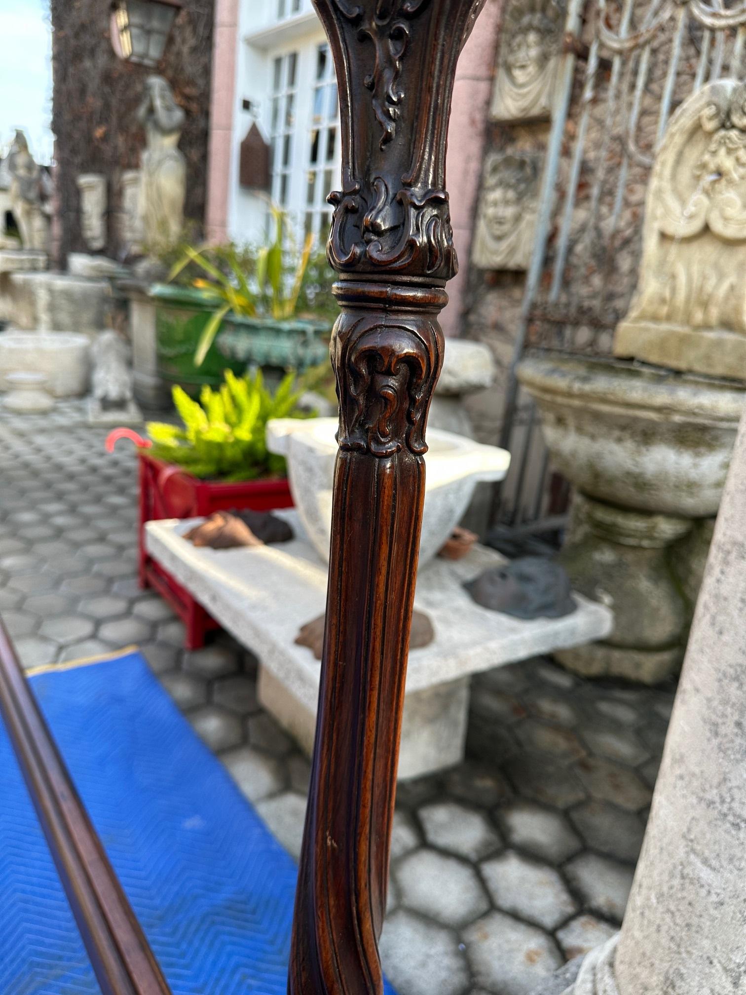 Fine Sculpted Queen Bed Portuguese 17th/18th C. Jacaranda Wood torsade Posts For Sale 1