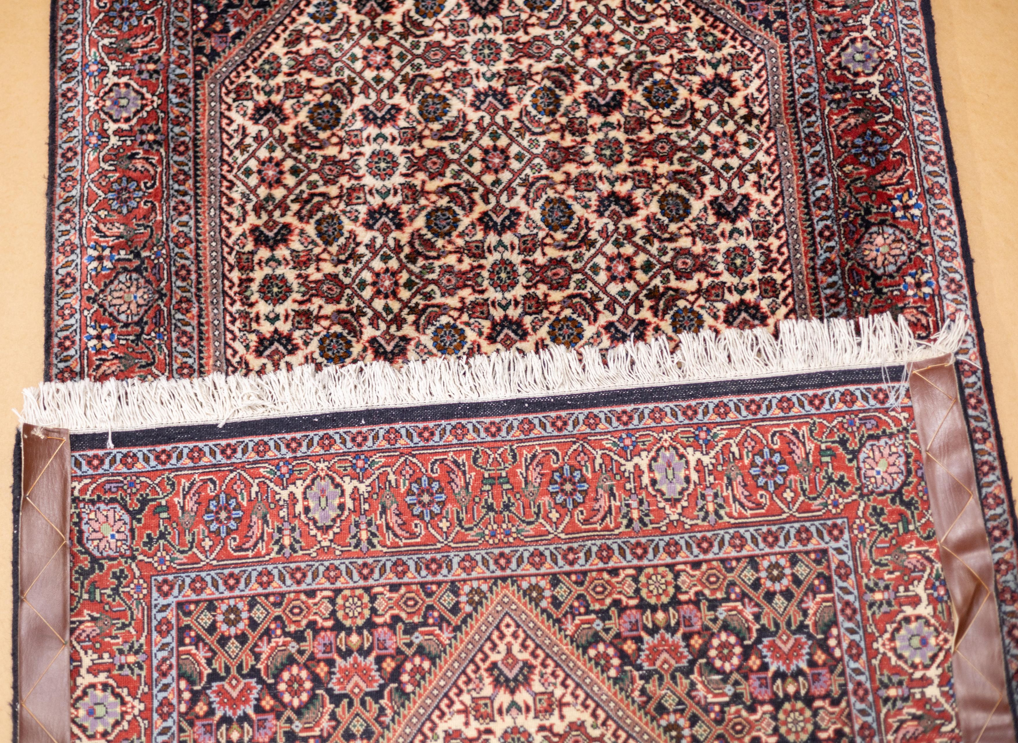 Fine tapis persan semi-ancien Bidjar 2'7