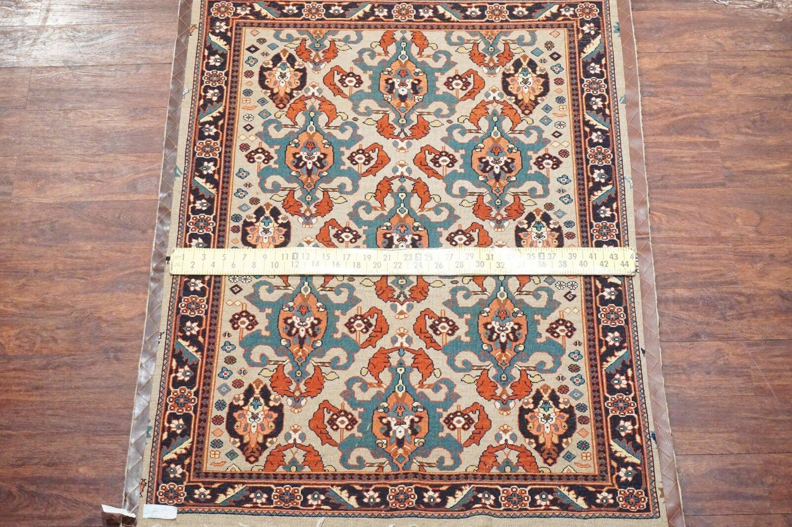 Fine Serapi Heriz with Goat & Rooster Design In Excellent Condition For Sale In Laguna Hills, CA