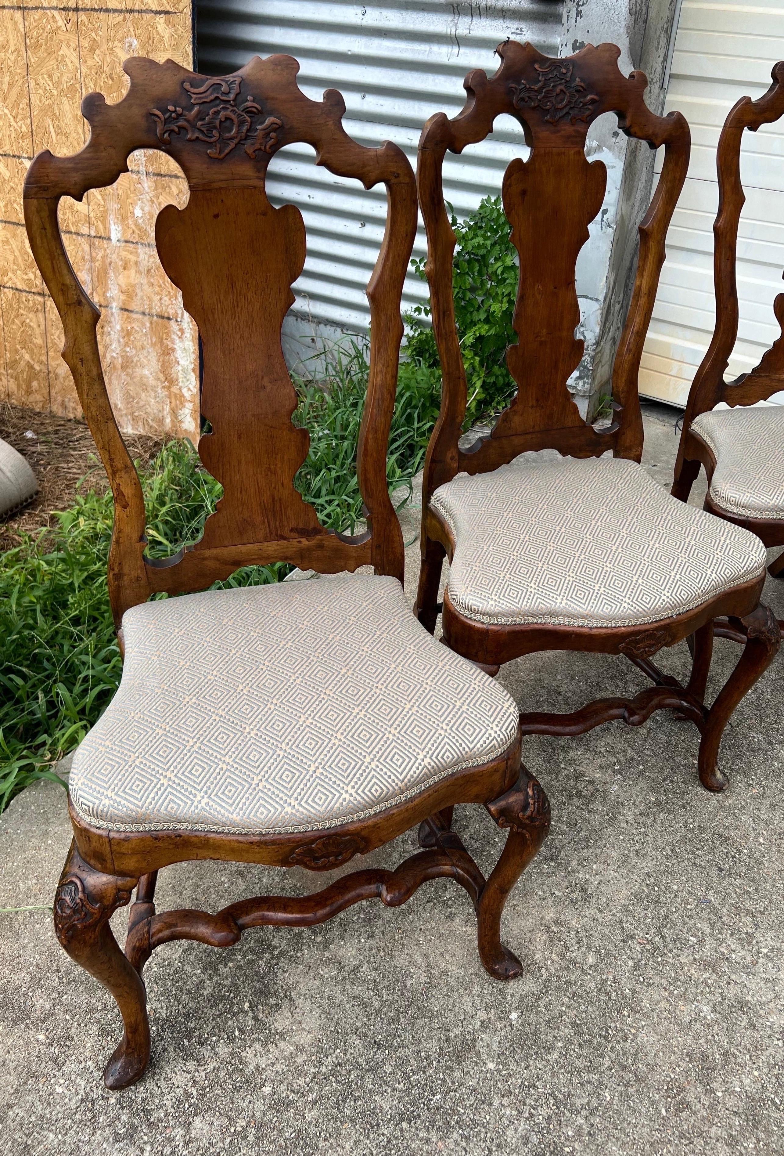 Fine Set of 10 Early 18th Century Italian Dining Chairs For Sale 3