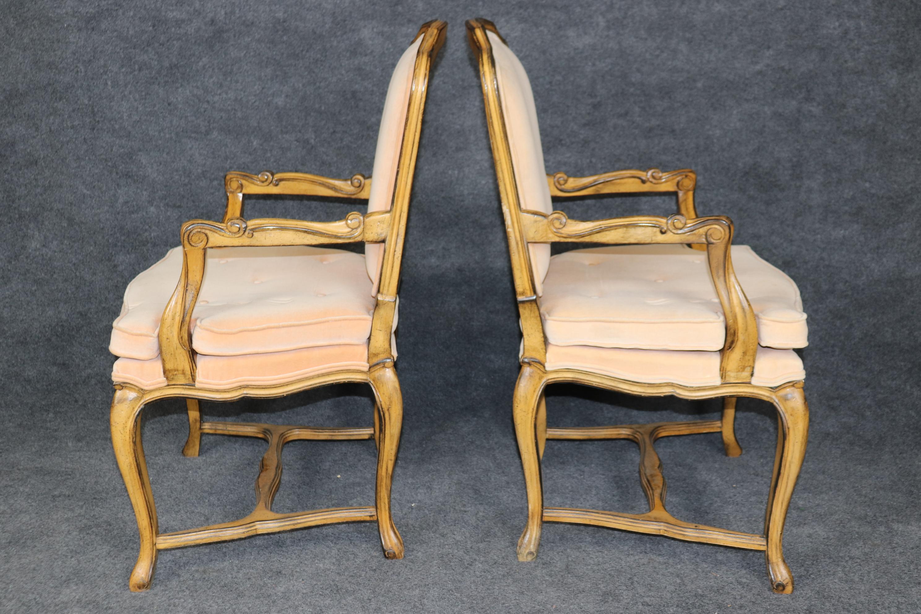 Mid-20th Century Fine Set of 10 French Carved Walnut Louis XV Dining Chairs