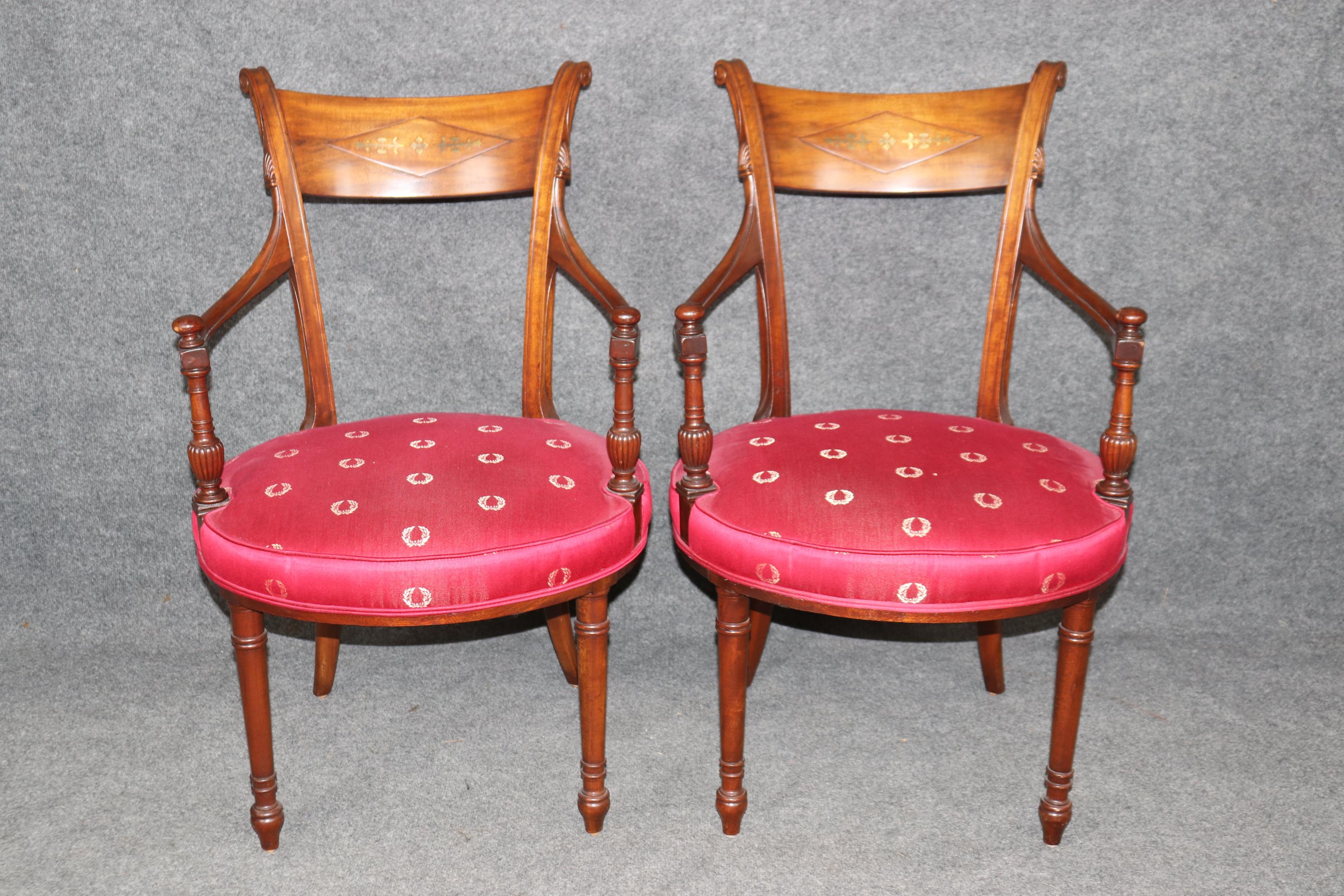 Raffinato set di 12 sedie da pranzo in stile Reggenza francese con intarsi in ottone e palissandro In condizioni buone in vendita a Swedesboro, NJ