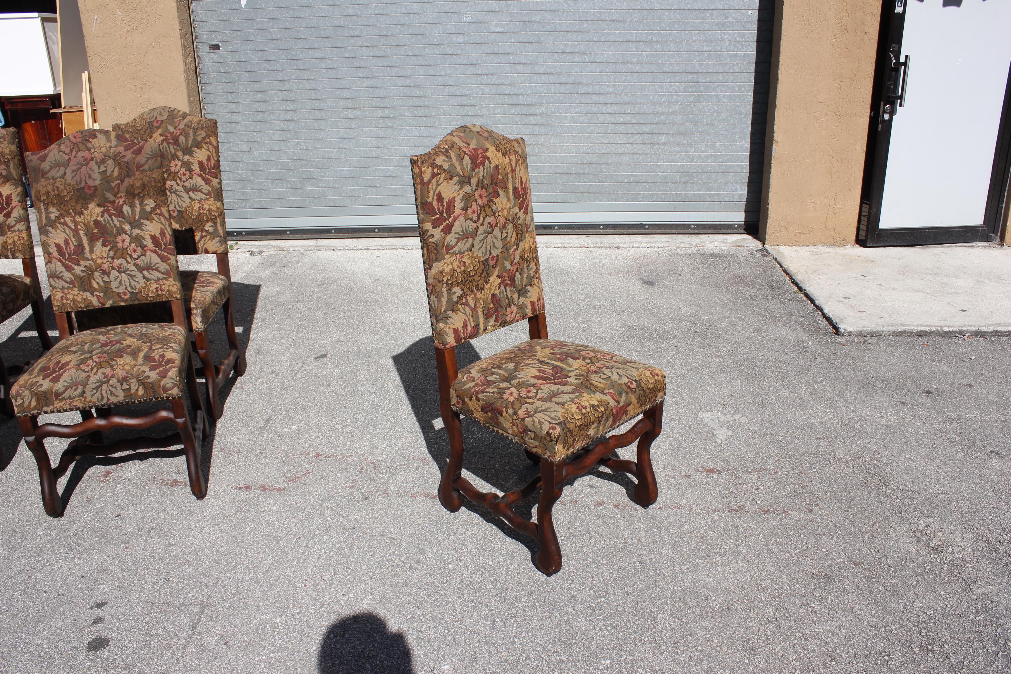 Fine Set of 12 French Louis XIII Style Os De Mouton Dining Chairs, 1900s 5