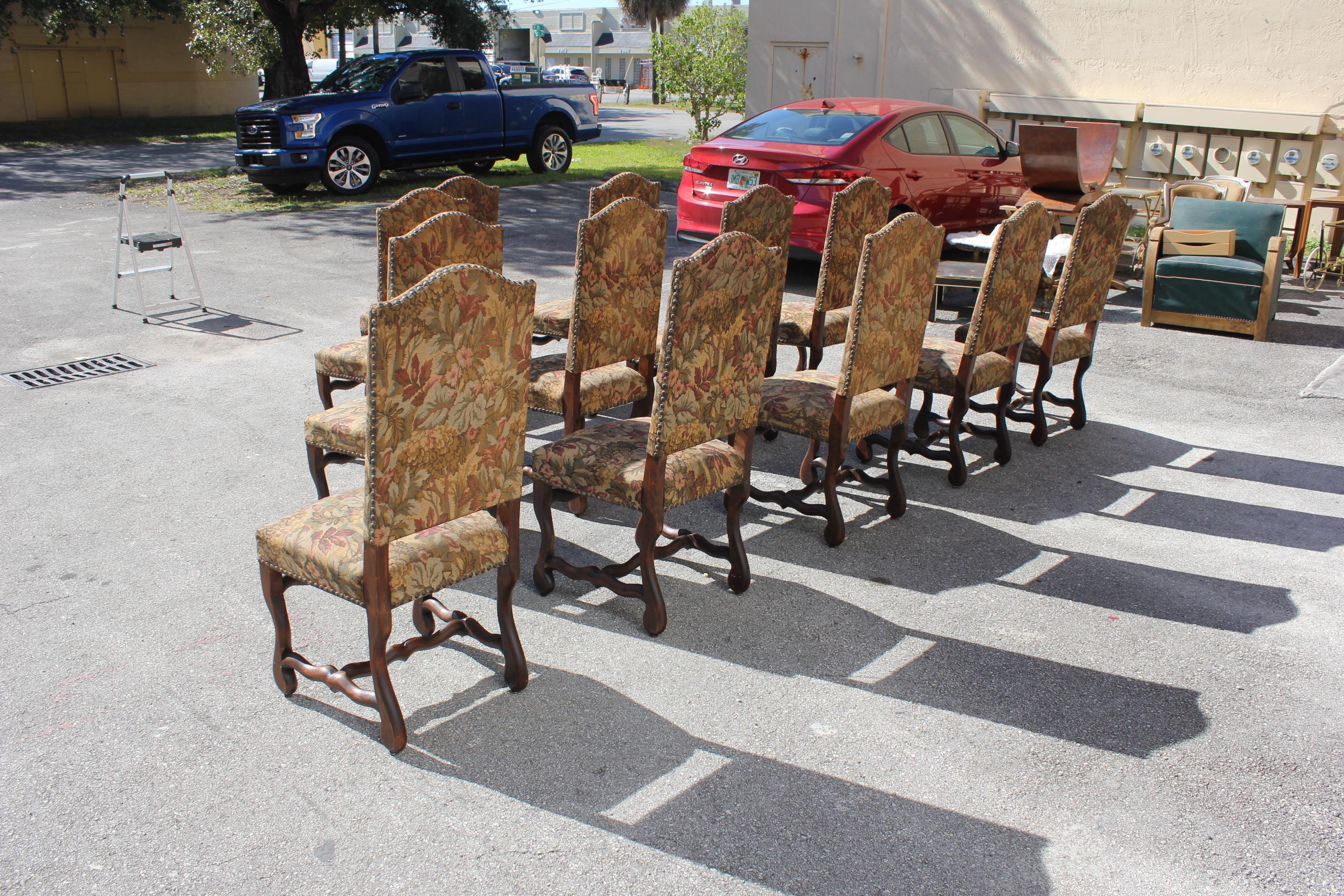 Fine Set of 12 French Louis XIII Style Os De Mouton Dining Chairs, 1900s 4