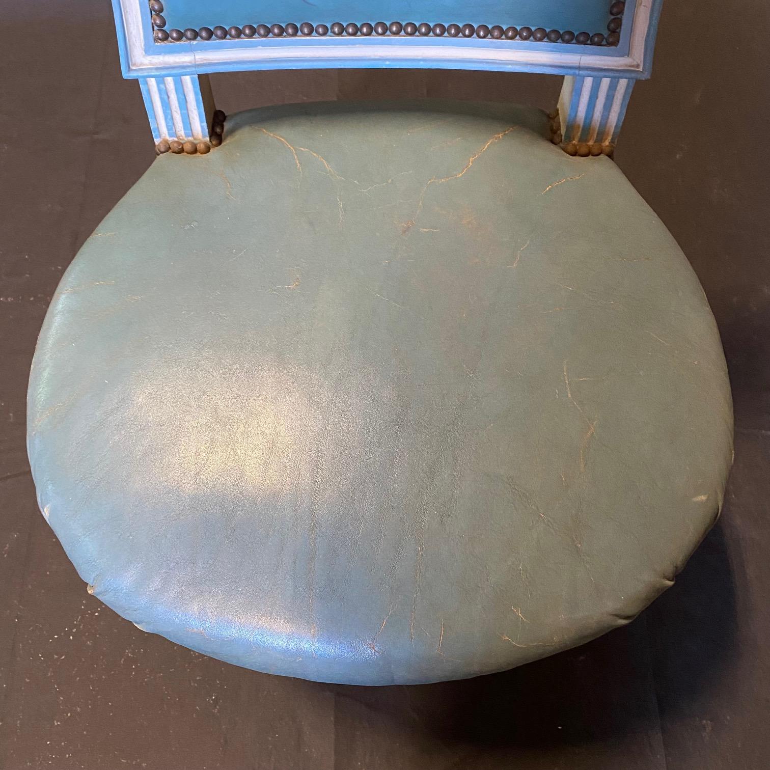 Fine Set of 6 Blue Leather Gold Embossed French Louis XVI Painted Dining Chairs In Good Condition For Sale In Hopewell, NJ