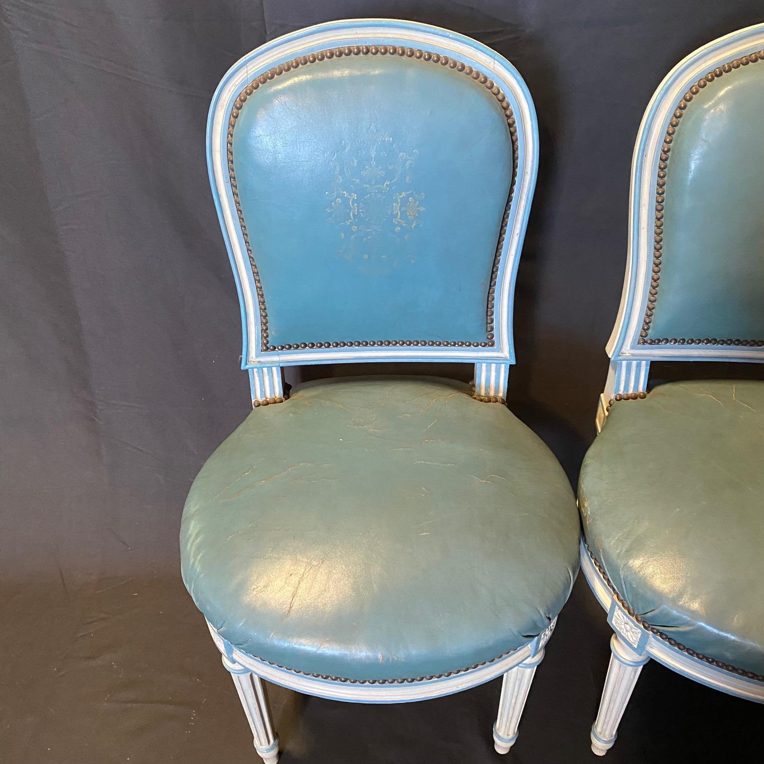 Fine Set of 6 Blue Leather Gold Embossed French Louis XVI Painted Dining Chairs For Sale 3