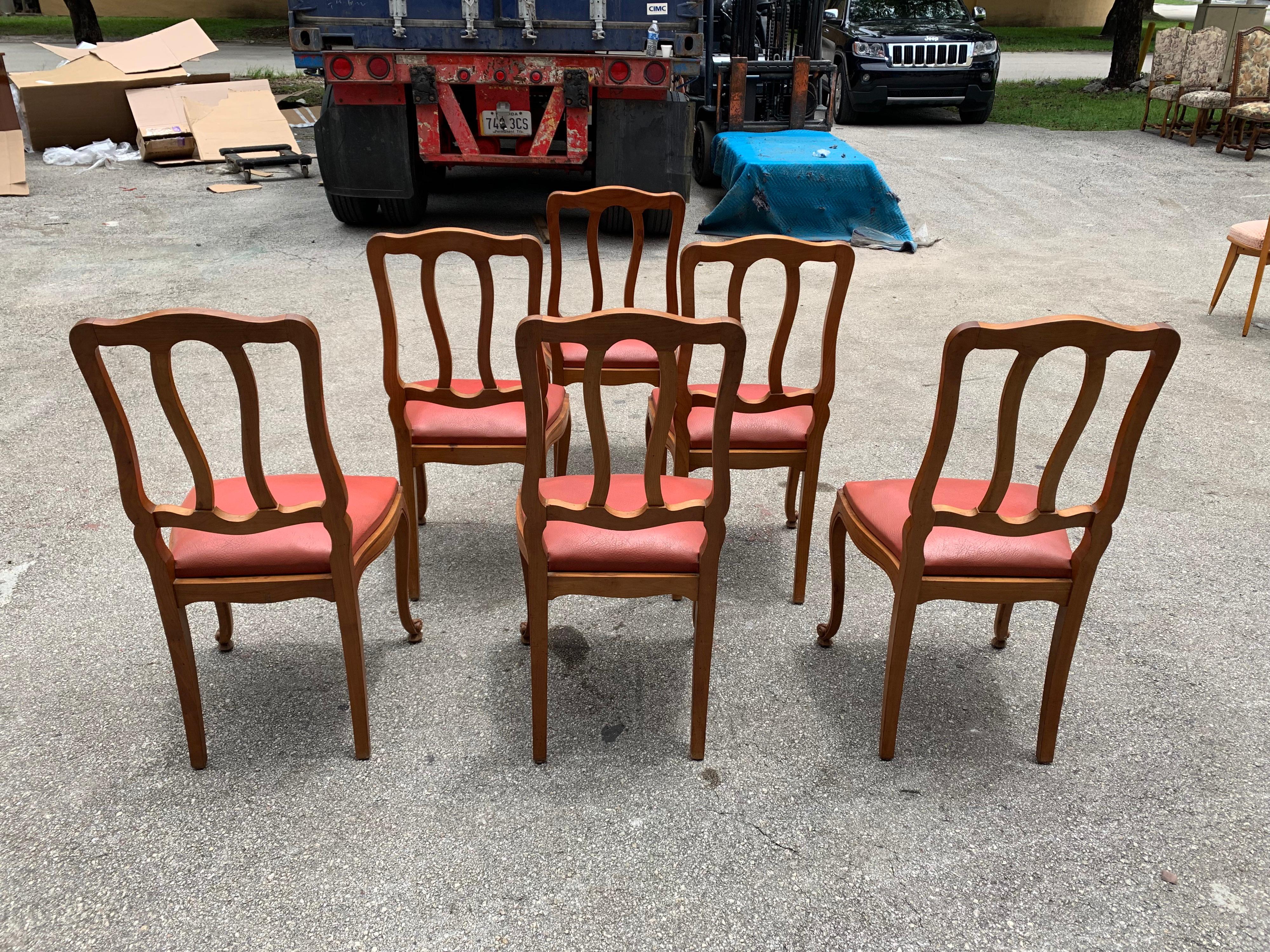 Fine Set of 6 French Vintage Louis XV Solid Walnut Dining Chairs, 1910s For Sale 7