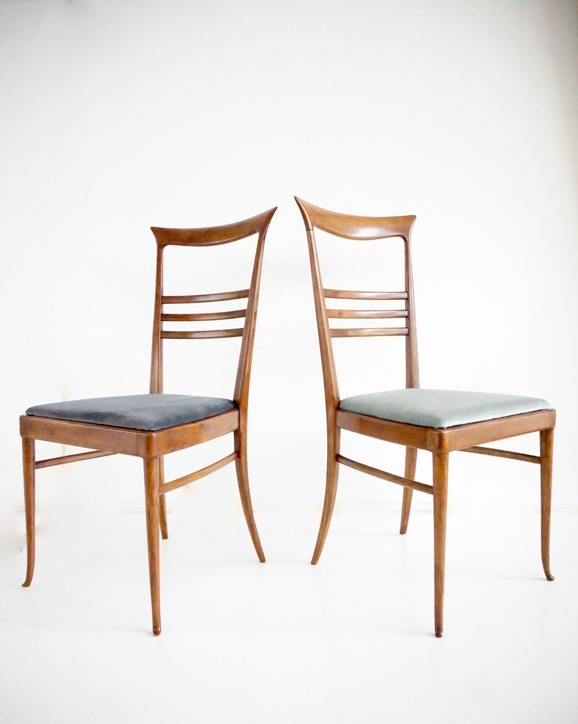 Velours bel ensemble de 6 Melchiorre Bega en noyer  Chaises de salle à manger à haut dossier en velours, 1950 en vente