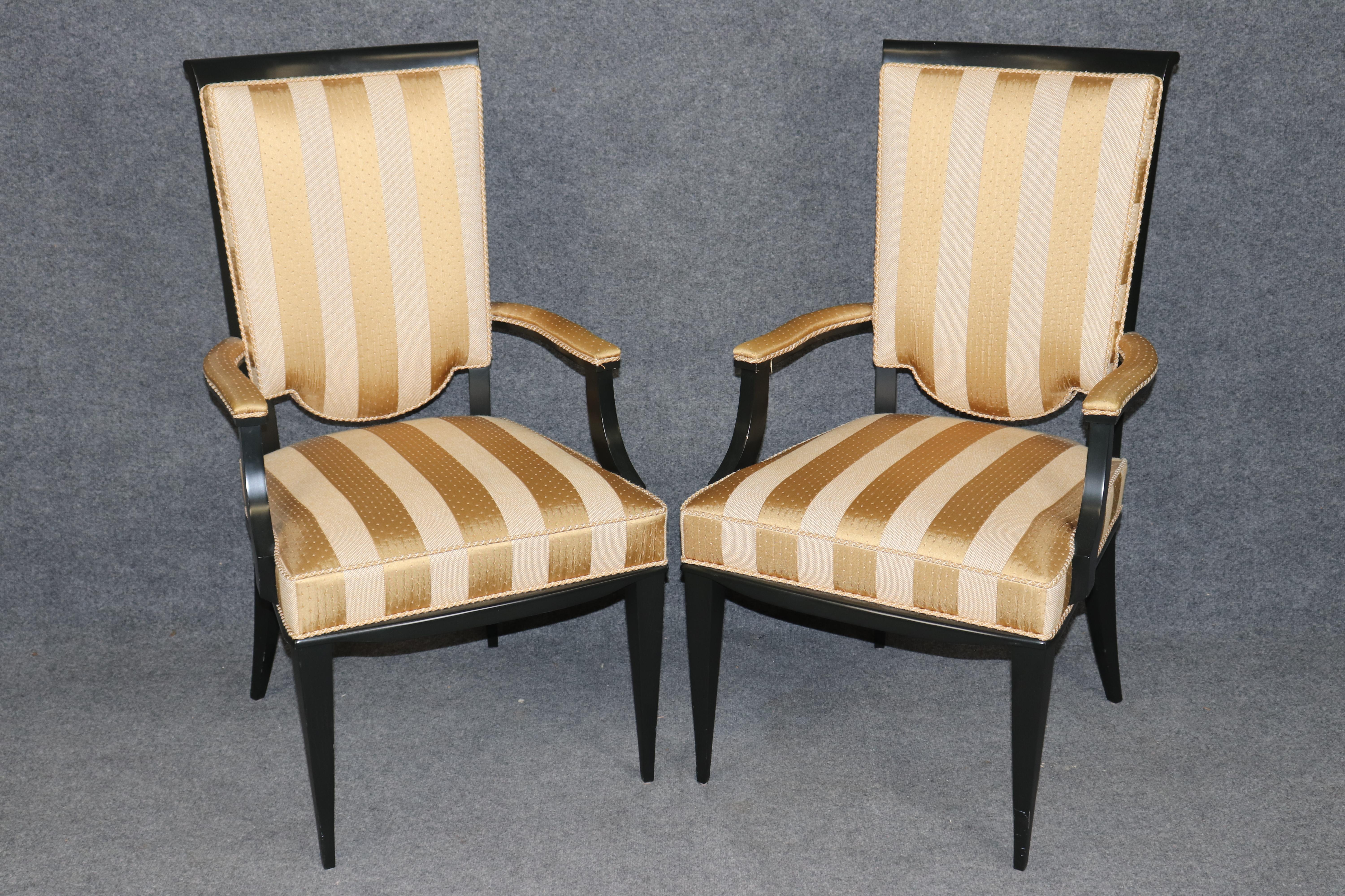 Feine Satz von 8 Art Deco Style Schwarz Ebonized Upholstering Esszimmerstühle (Art déco) im Angebot