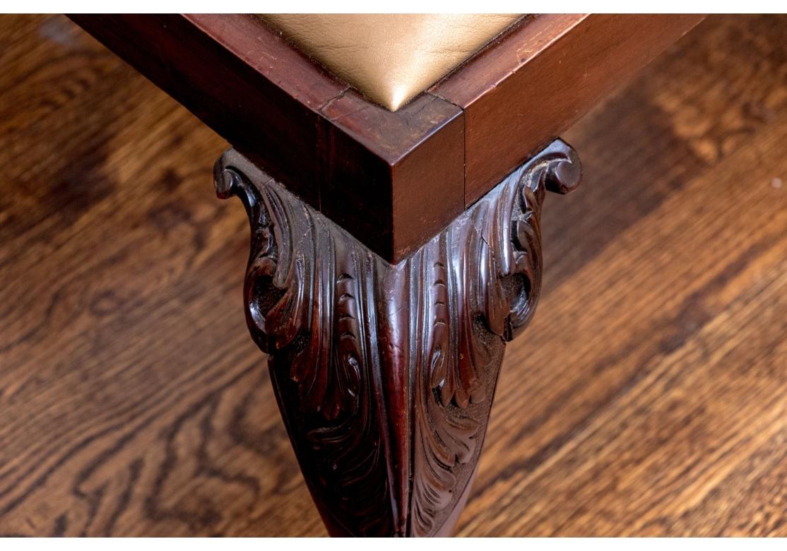 Raffinato set di otto sedie in mogano in stile Chippendale in vendita 6