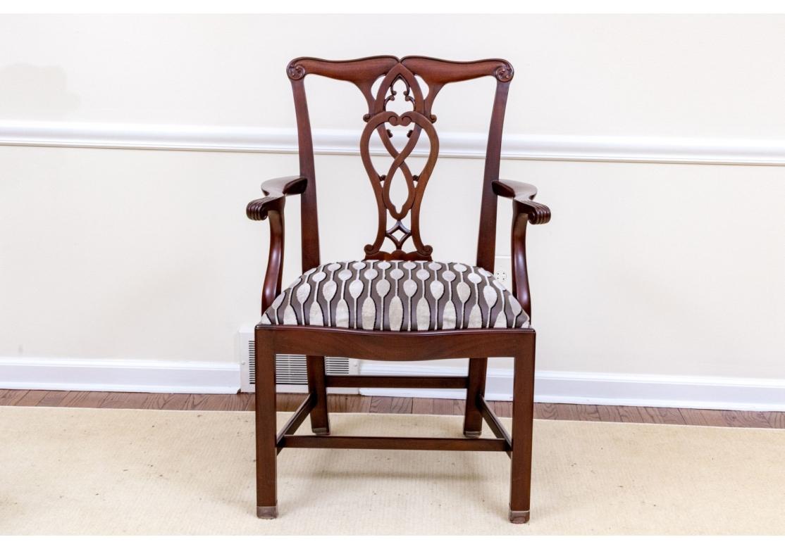 Un bel set di otto sedie da pranzo in stile Maitland Smith Chippendale in vendita 11