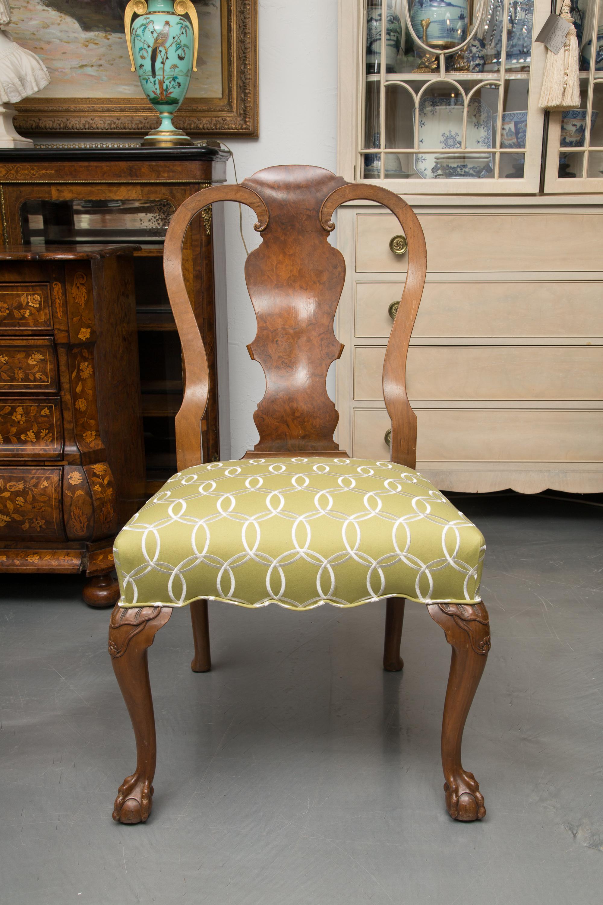 Fine Set of Eight, Queen Anne Style Walnut Dining Chairs 6