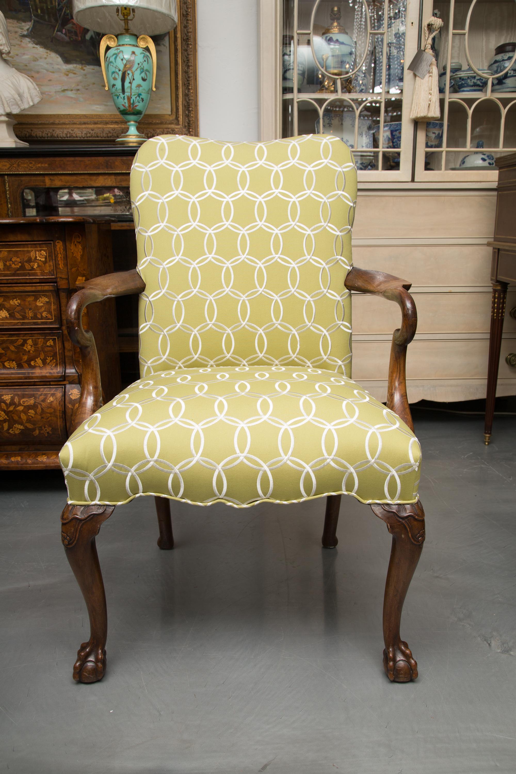 Upholstery Fine Set of Eight, Queen Anne Style Walnut Dining Chairs