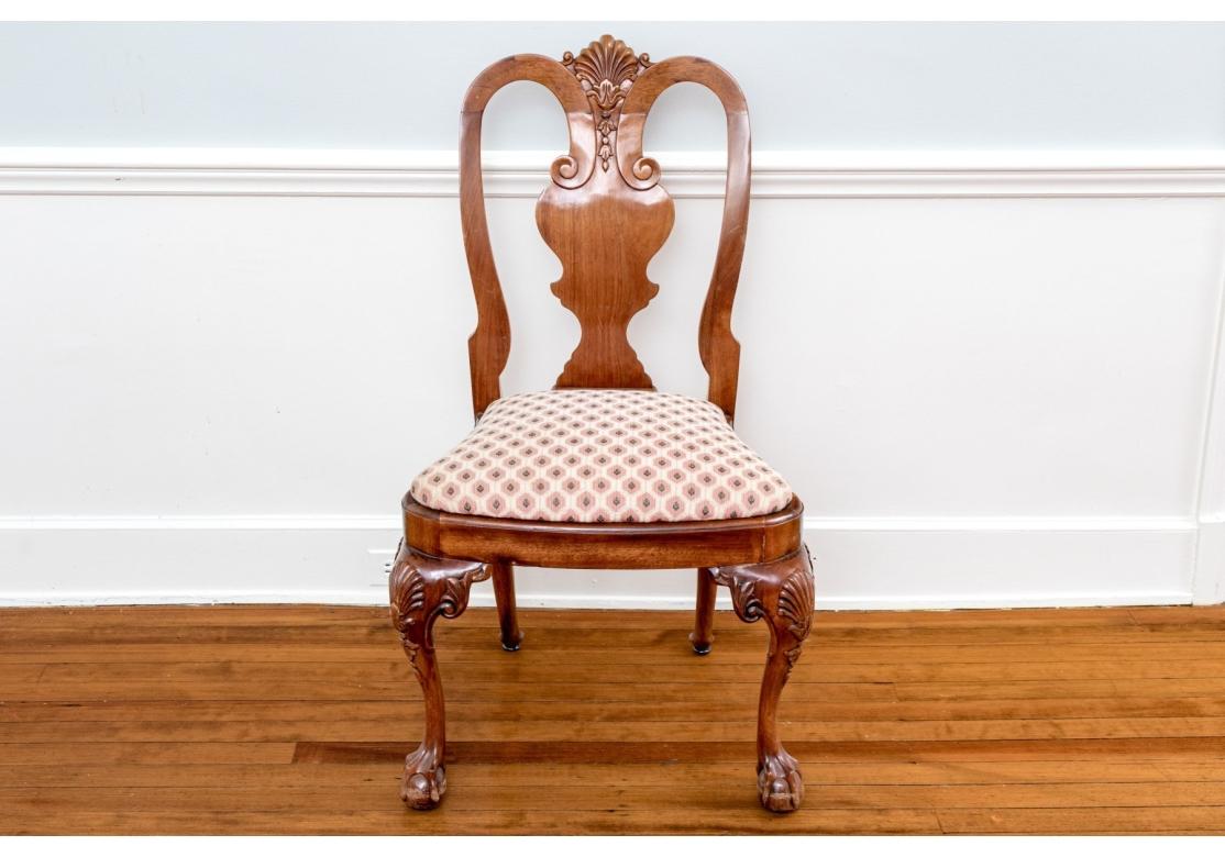 Fino Juego De Ocho Sillas De Comedor De Caoba Maciza Estilo Chippendale en venta 7