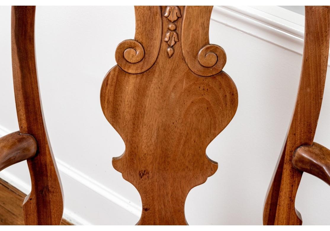 Fino Juego De Ocho Sillas De Comedor De Caoba Maciza Estilo Chippendale en venta 12